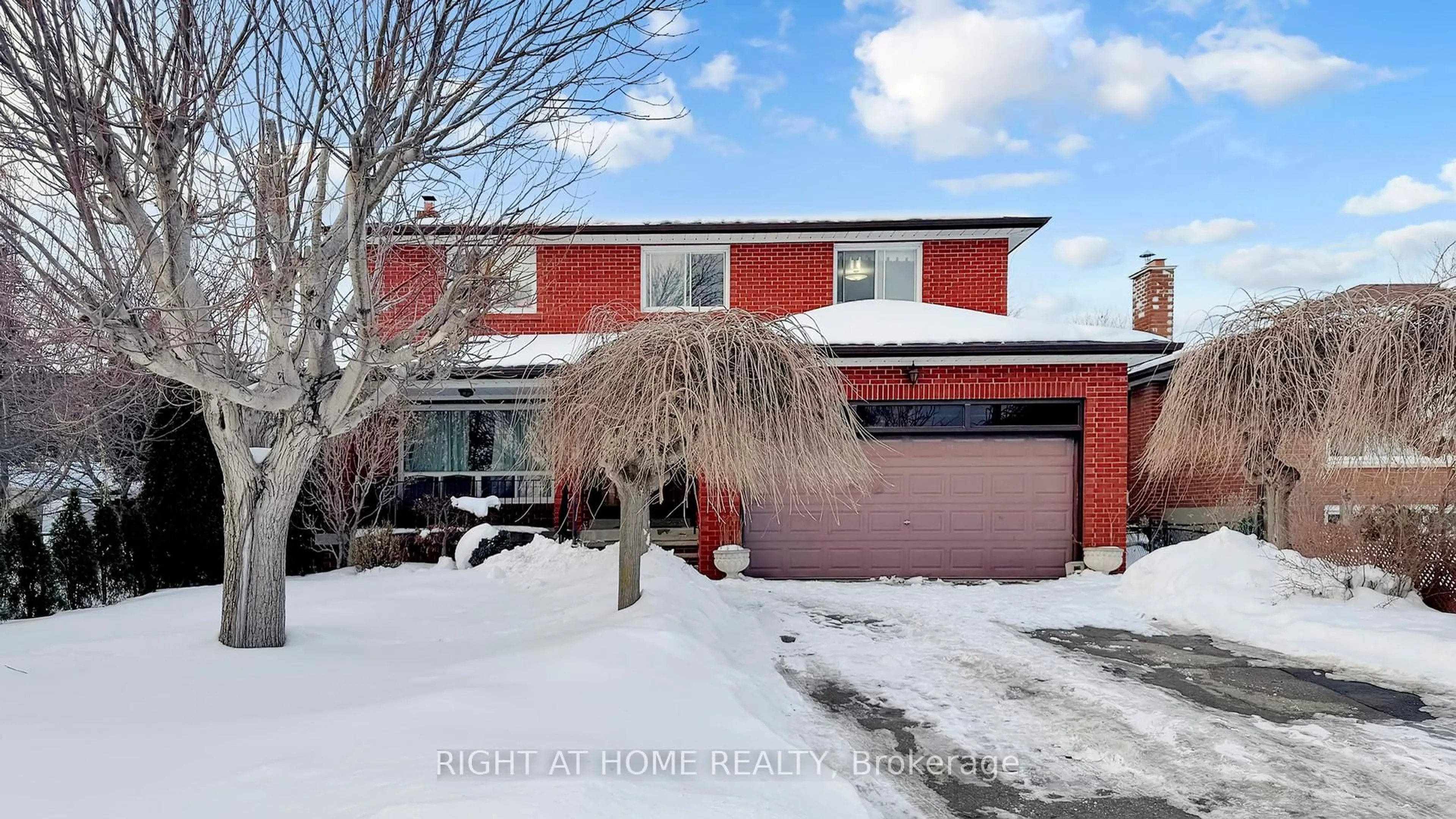 Home with brick exterior material, street for 94 Madawaska Ave, Toronto Ontario M2M 2R4