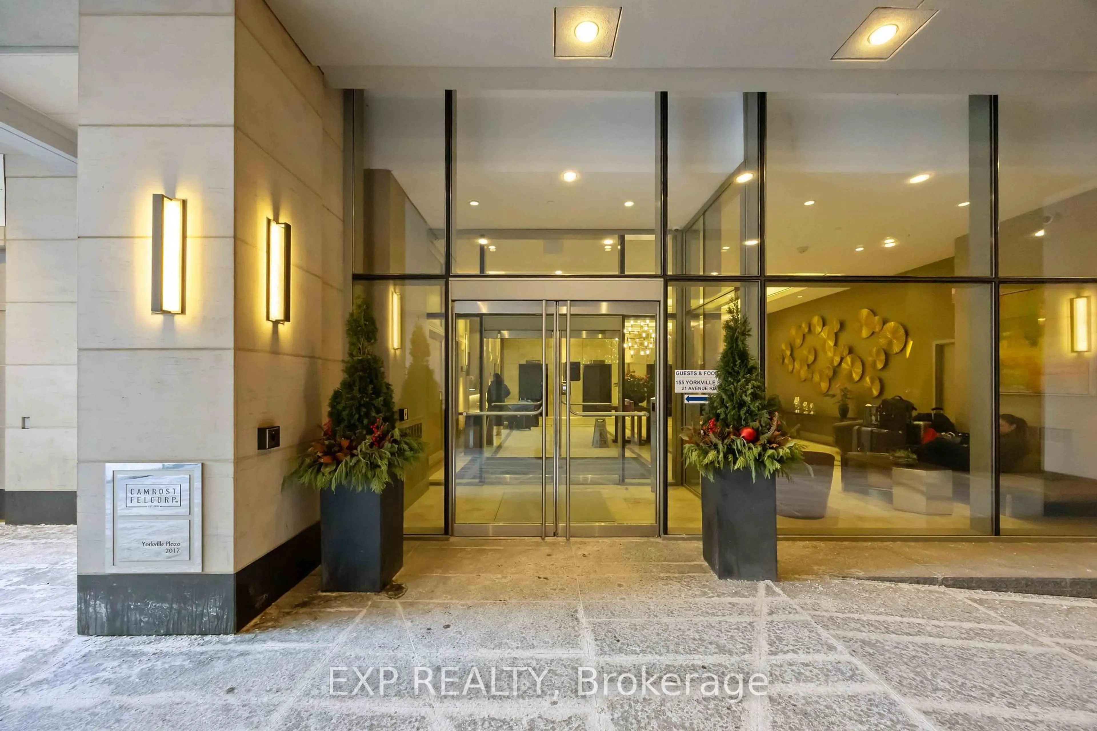 Indoor foyer for 155 Yorkville Ave #1106, Toronto Ontario M5R 1C4