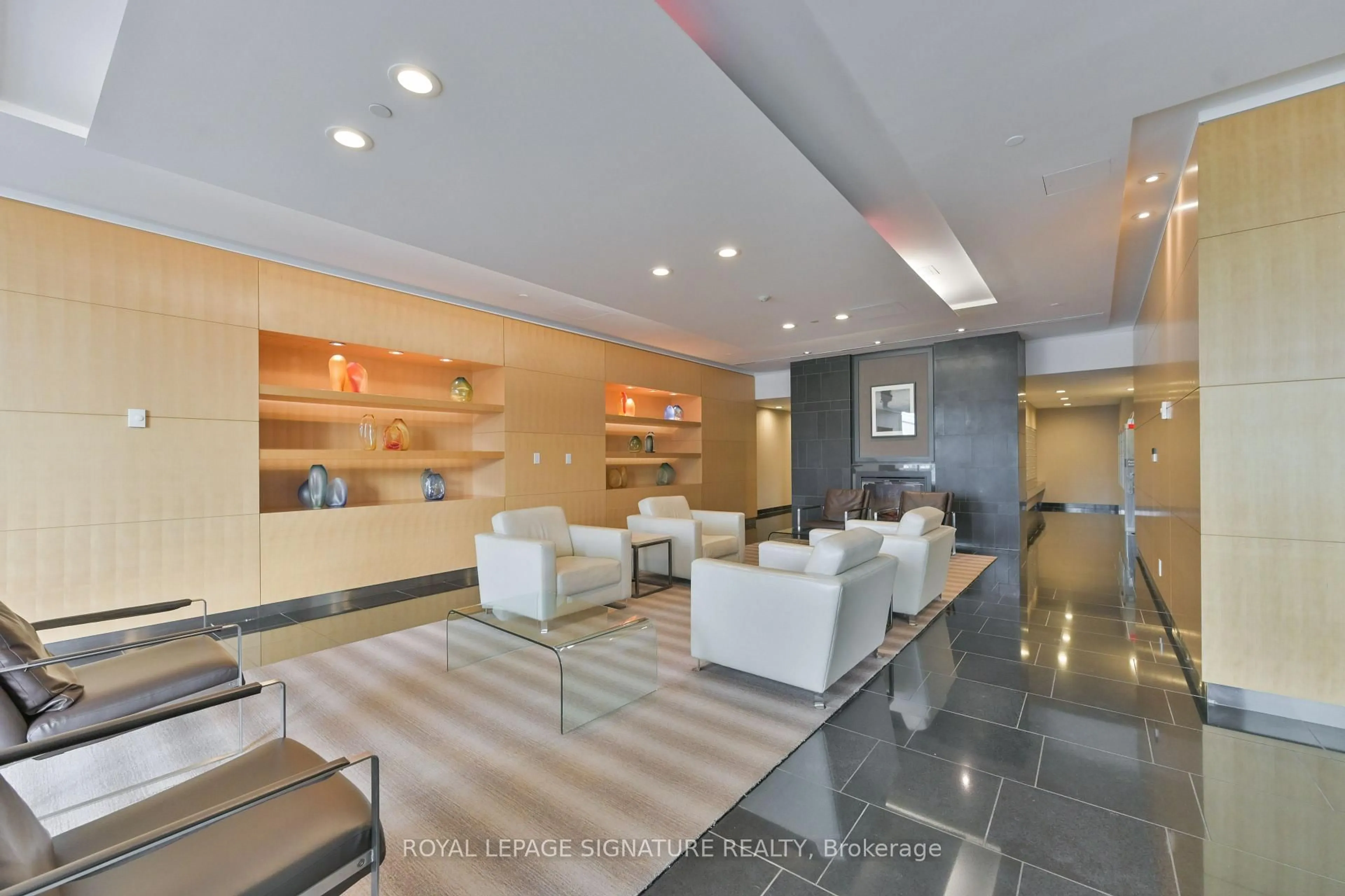 Lobby for 55 Bremner Blvd #3007, Toronto Ontario M5V 3V8