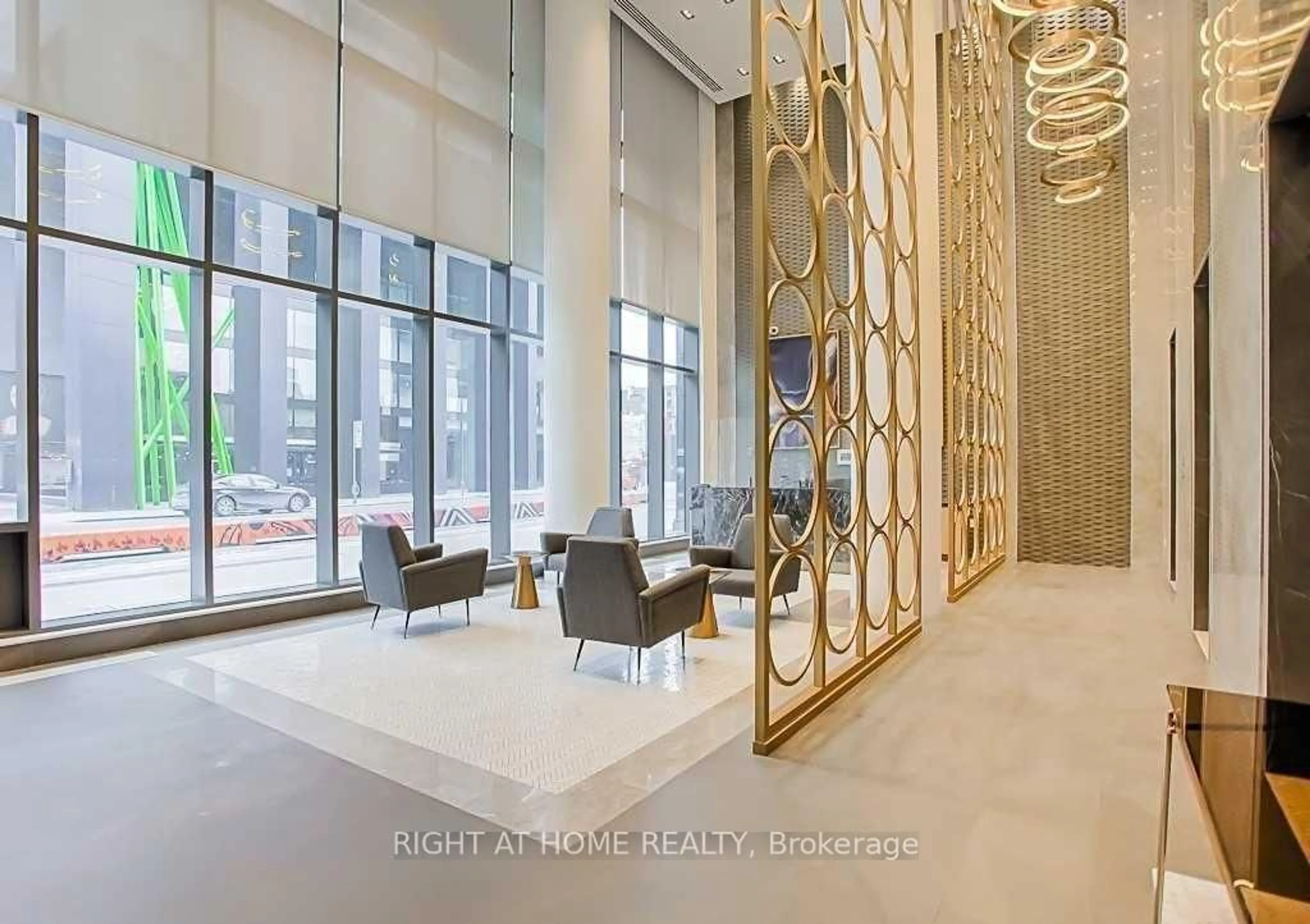 Indoor foyer for 330 Richmond St #1501, Toronto Ontario M5V 1X2