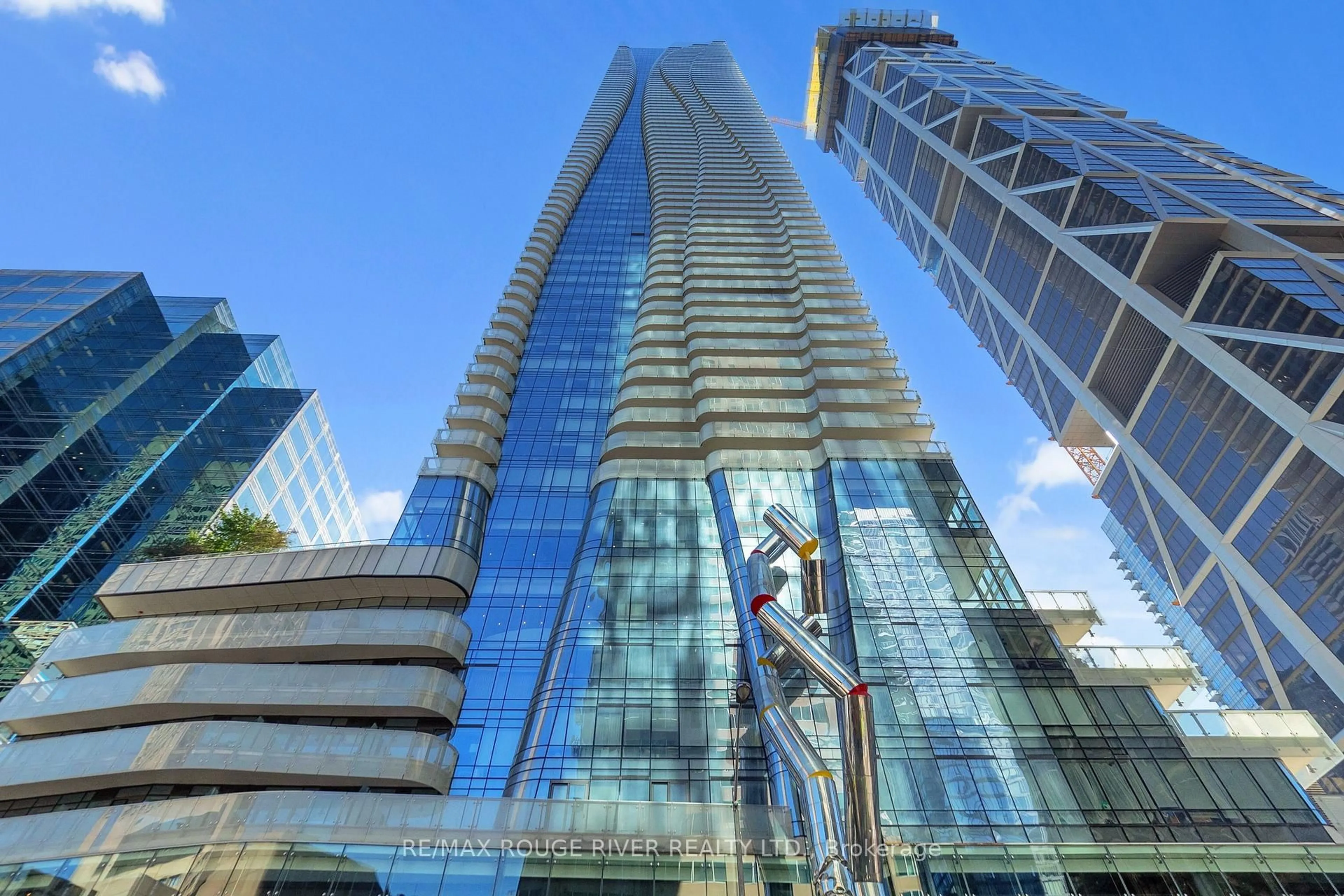 Unknown for 1 Bloor St #3211, Toronto Ontario M4W 1A9