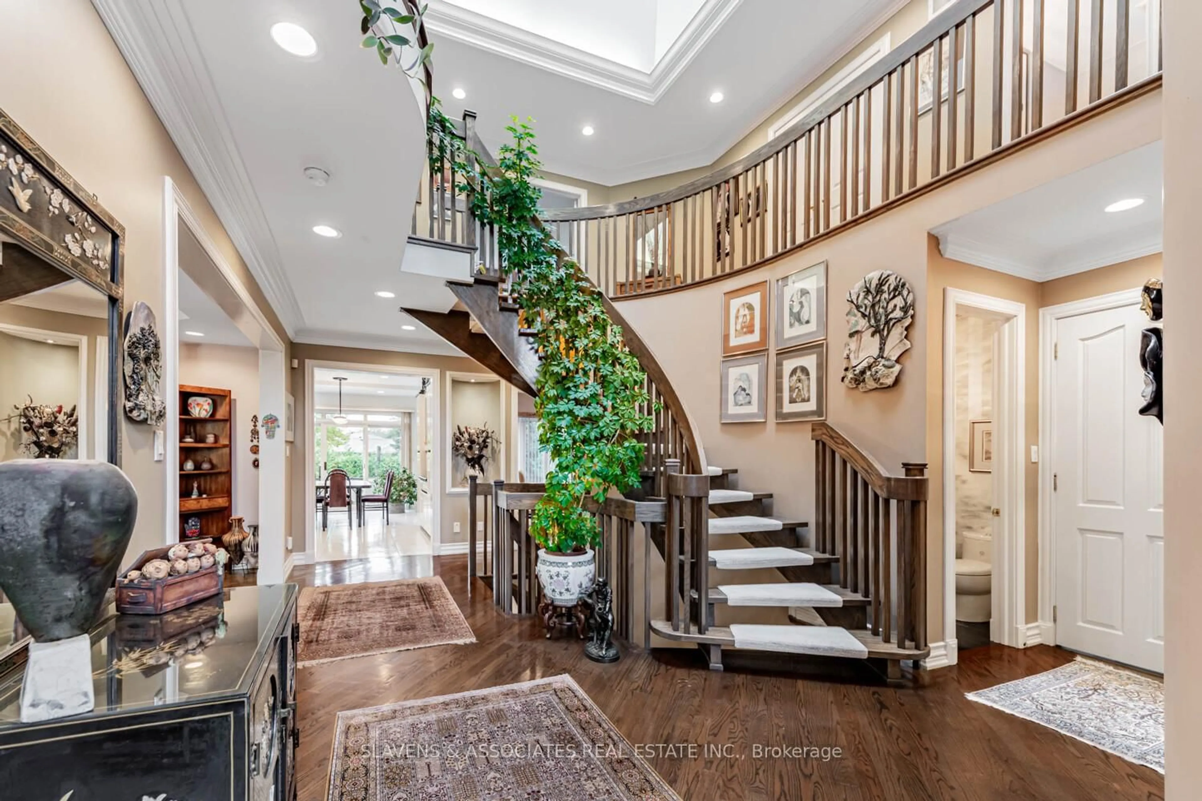 Unknown for 221 Pleasant Ave, Toronto Ontario M2M 1M6