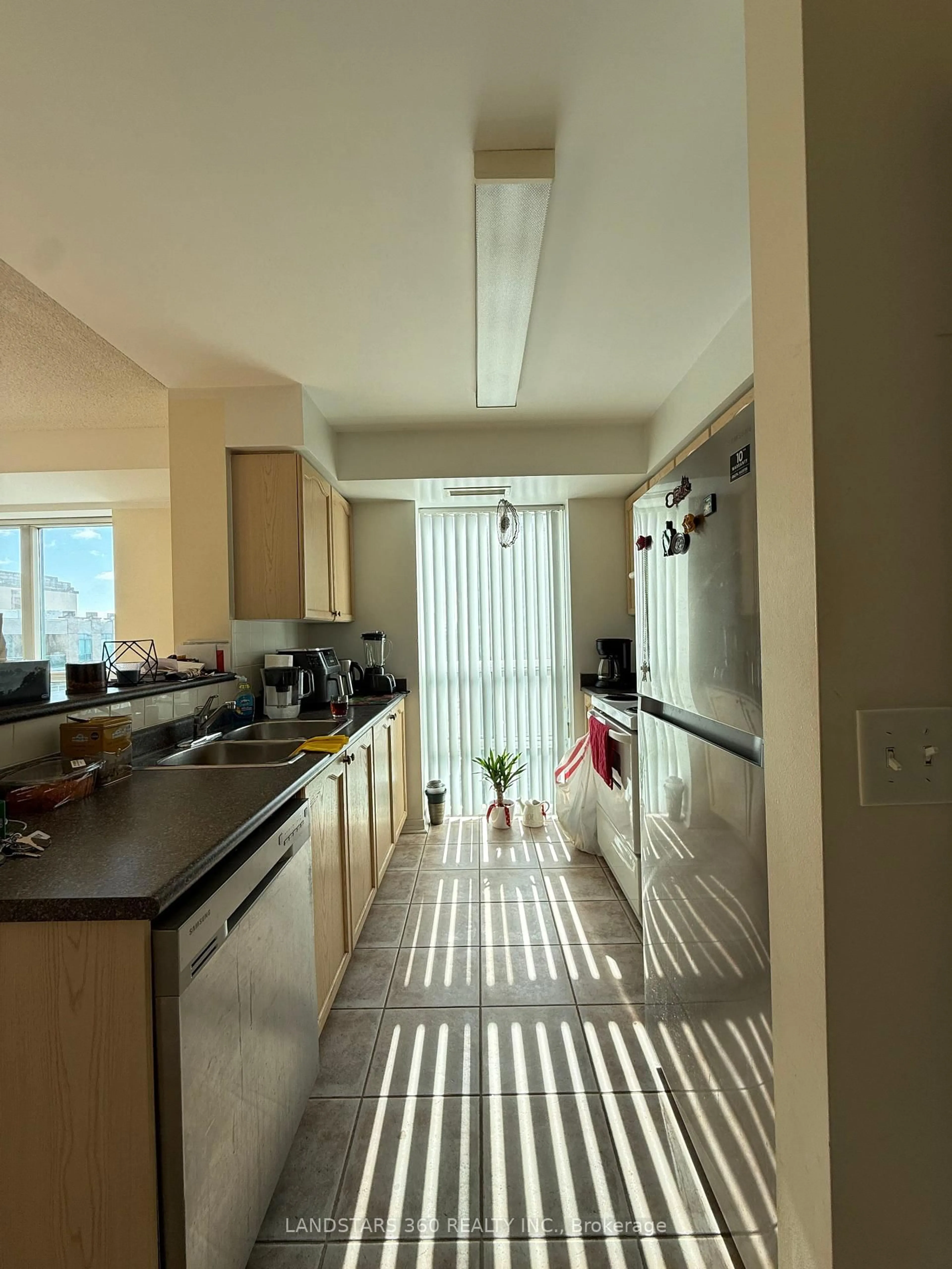 Standard kitchen, unknown for 22 Olive Ave #1909, Toronto Ontario M2N 7G6