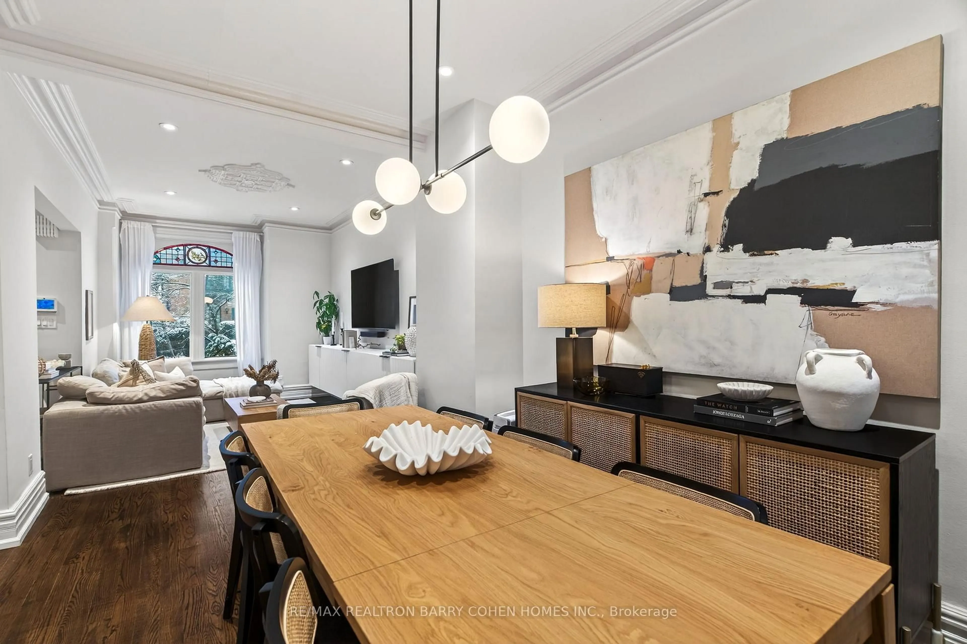 Open concept kitchen, wood/laminate floor for 198 Macpherson Ave, Toronto Ontario M5R 1W8