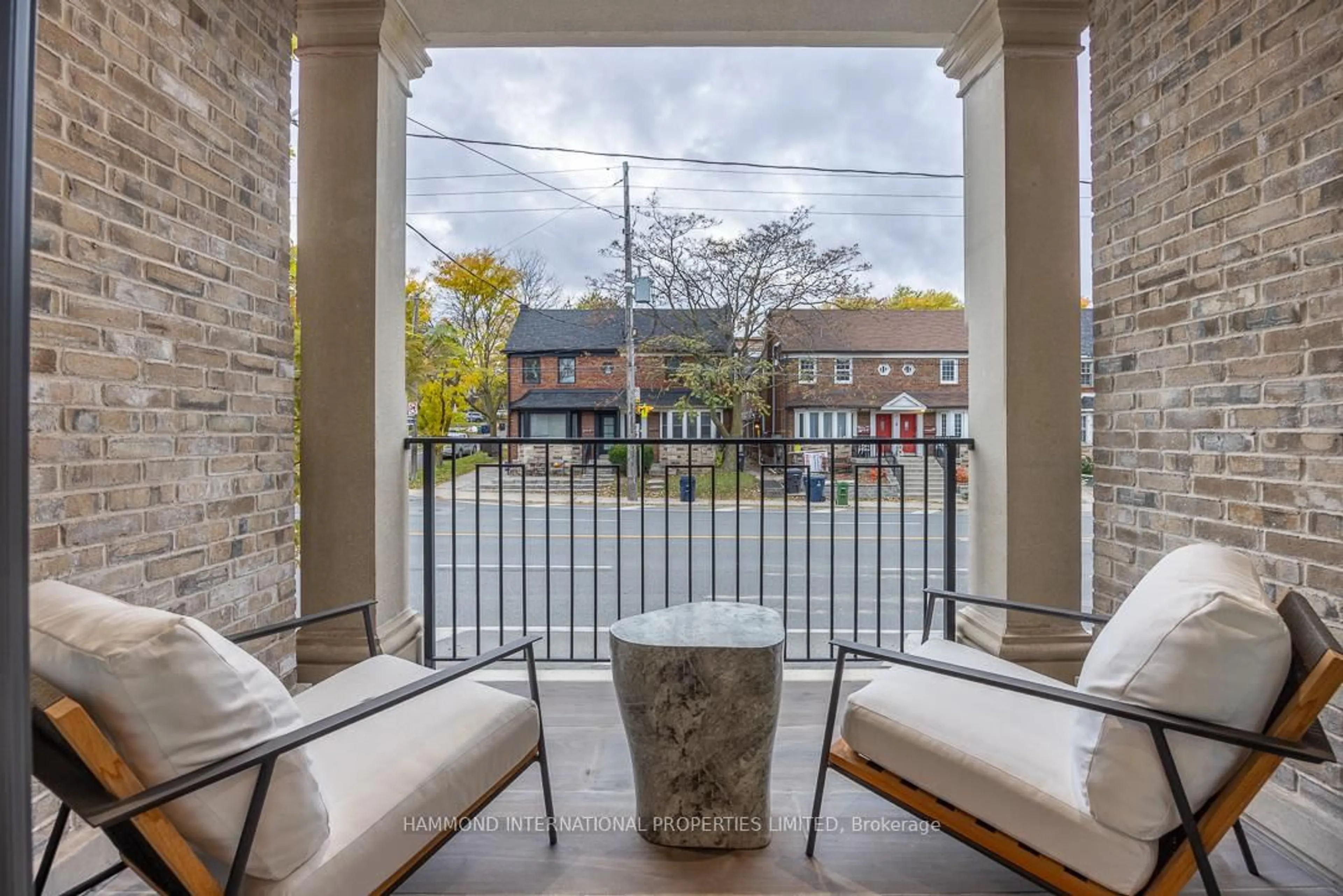 Patio, unknown for 372 Briar Hill Ave, Toronto Ontario M4R 1J2