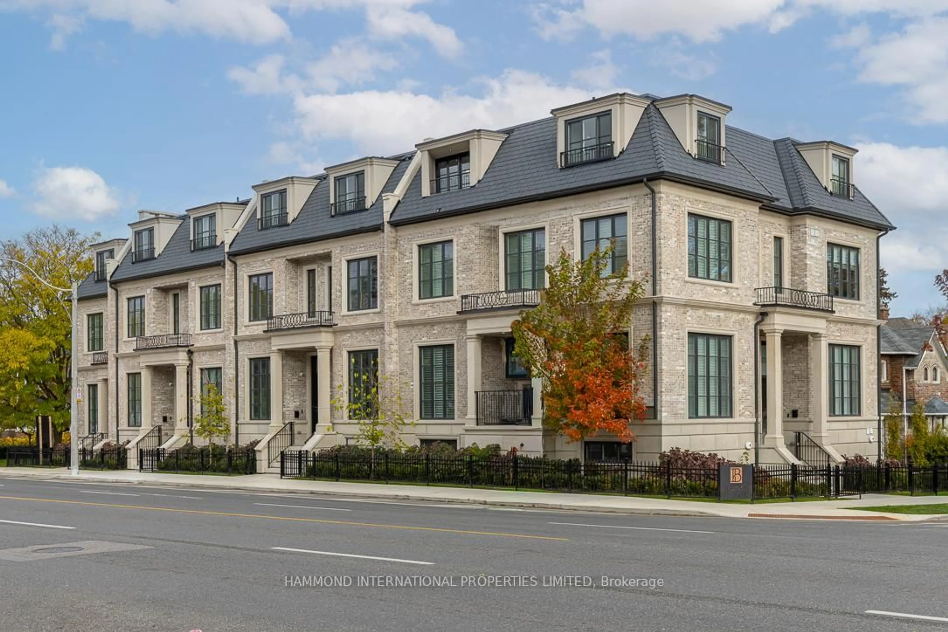 Home with brick exterior material, street for 1171 Avenue Rd, Toronto Ontario M5N 2G2