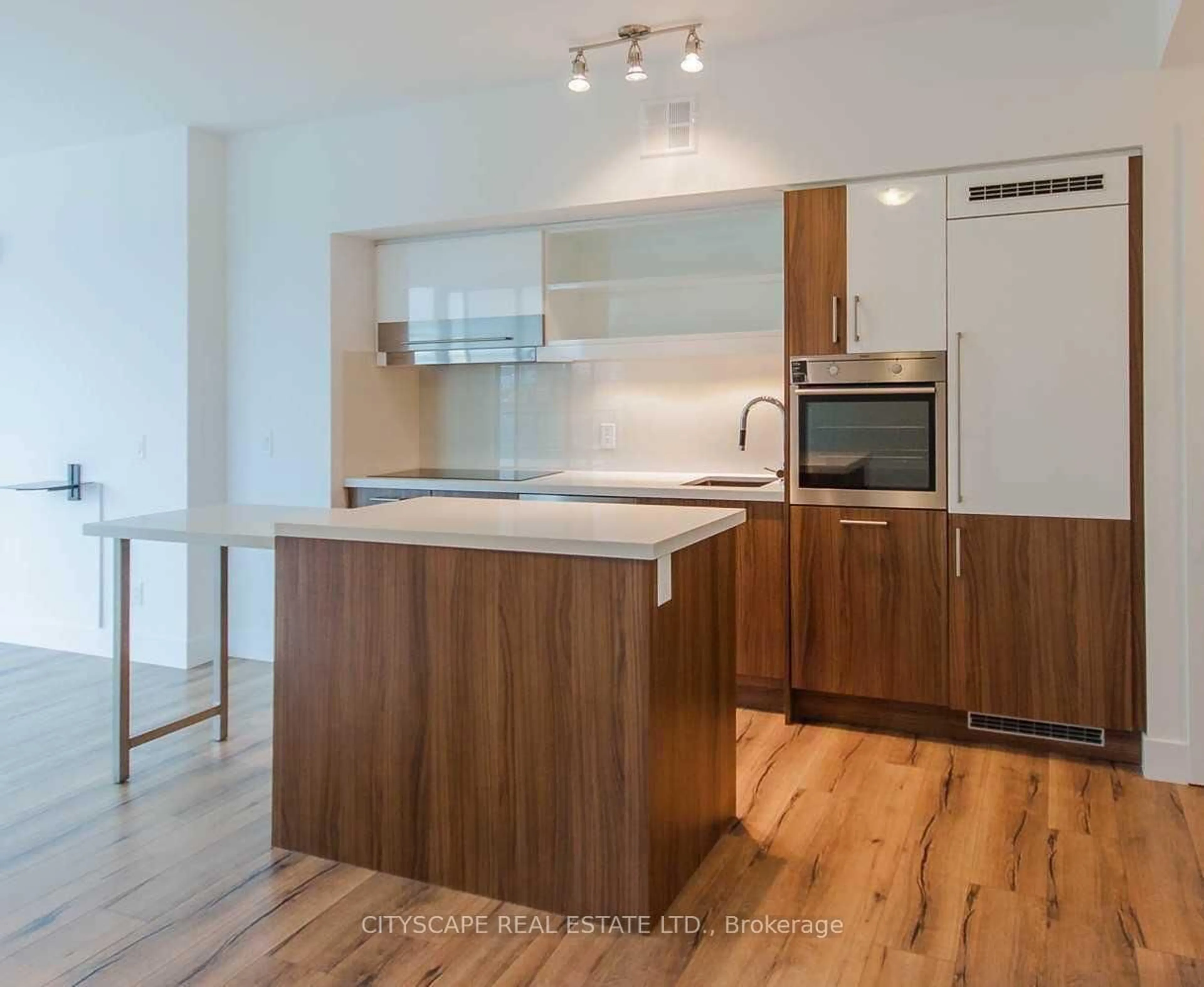 Standard kitchen, wood/laminate floor for 39 Sherbourne St #703, Toronto Ontario M5A 2P6
