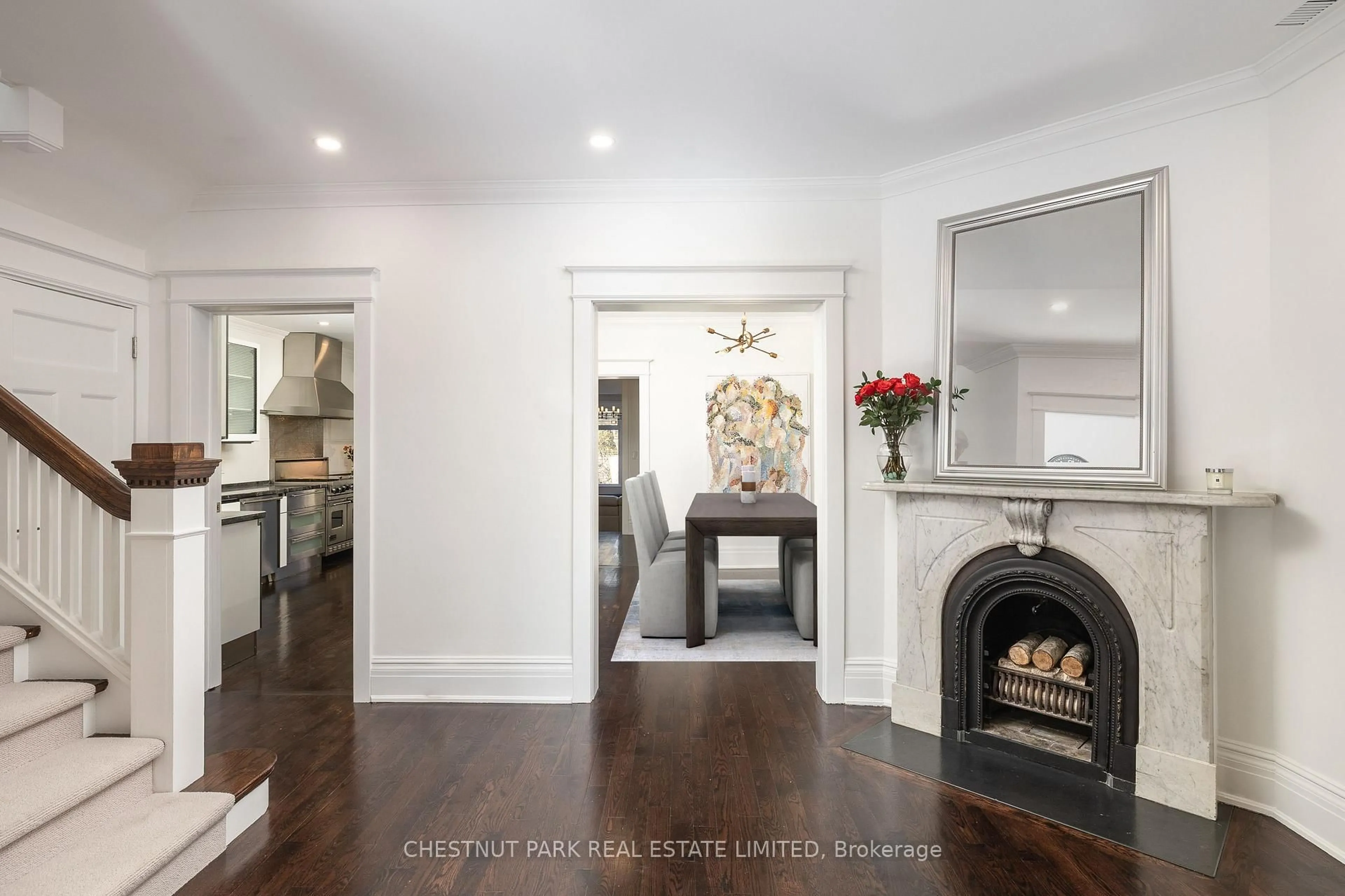 Indoor entryway for 38 Glenrose Ave, Toronto Ontario M4T 1K4