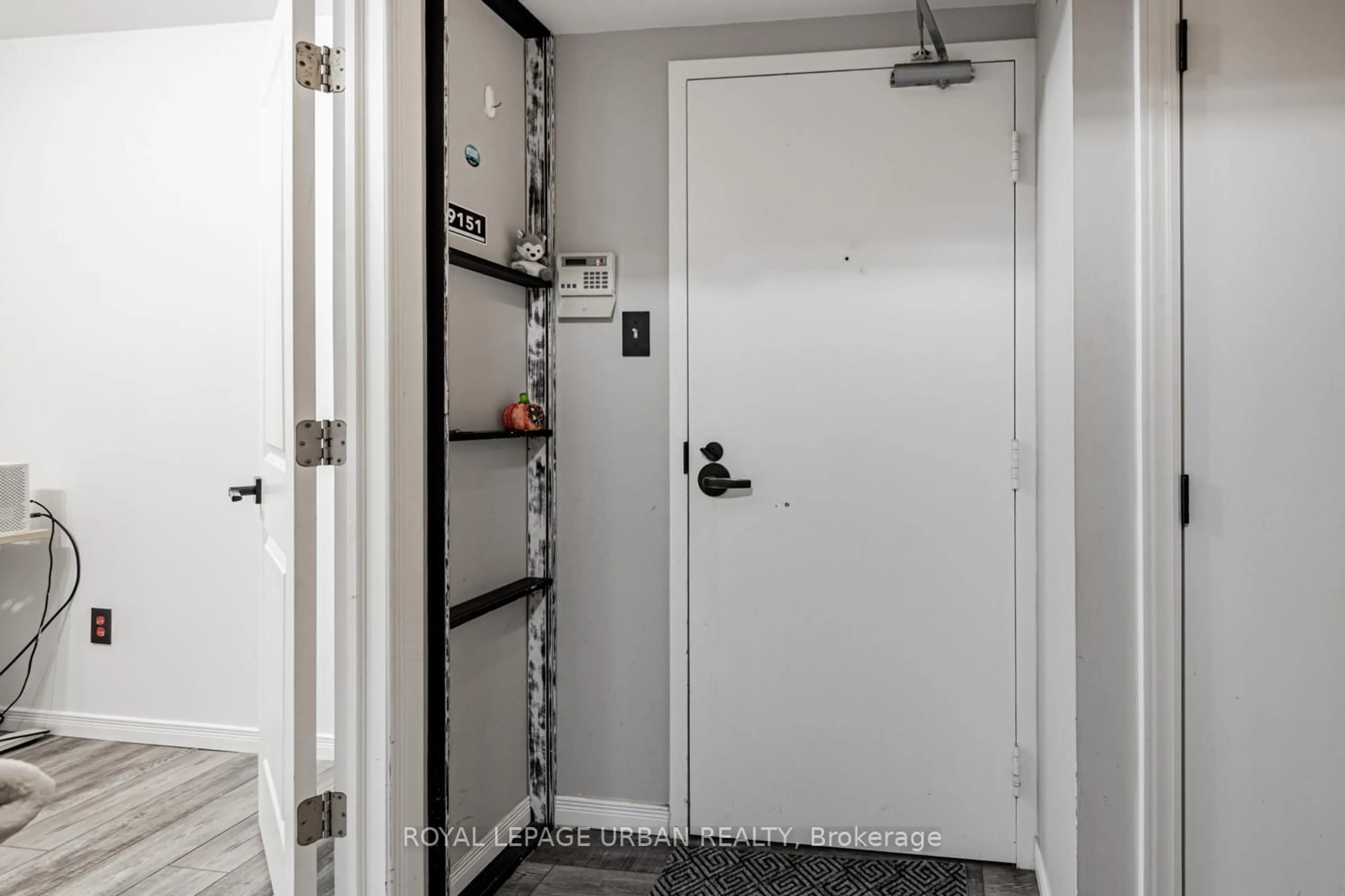 Unknown for 25 Maitland St #505, Toronto Ontario M4Y 2W1