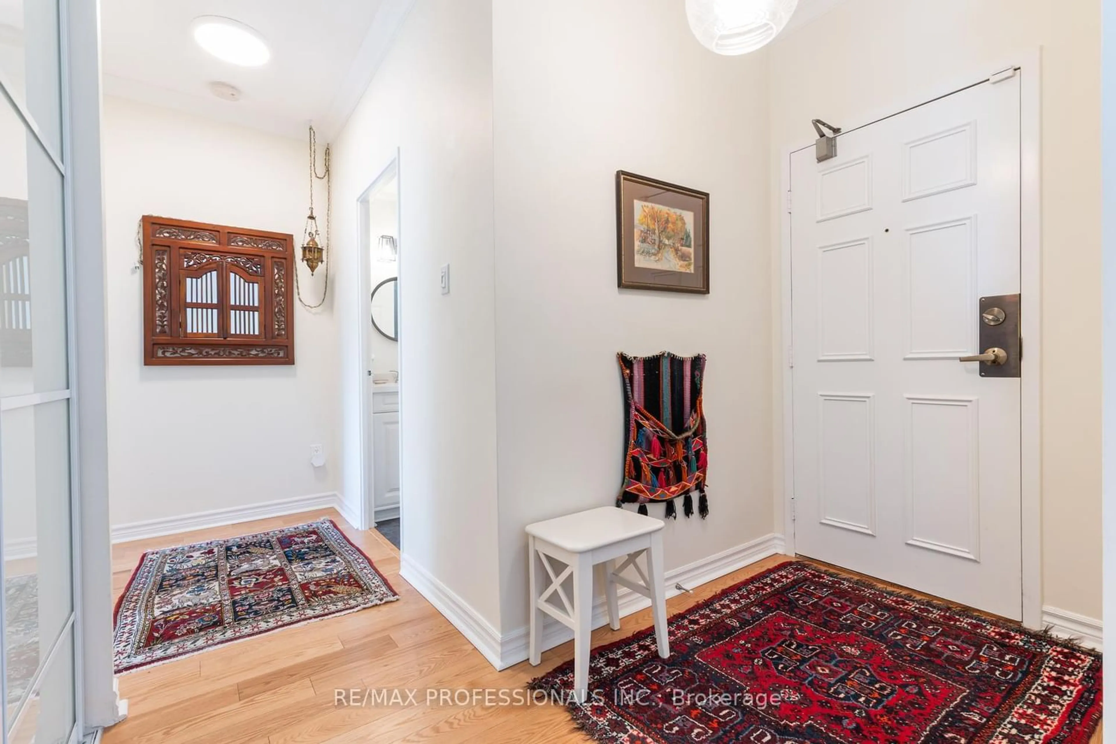 Unknown for 86 Gloucester St #503, Toronto Ontario M4Y 2S2