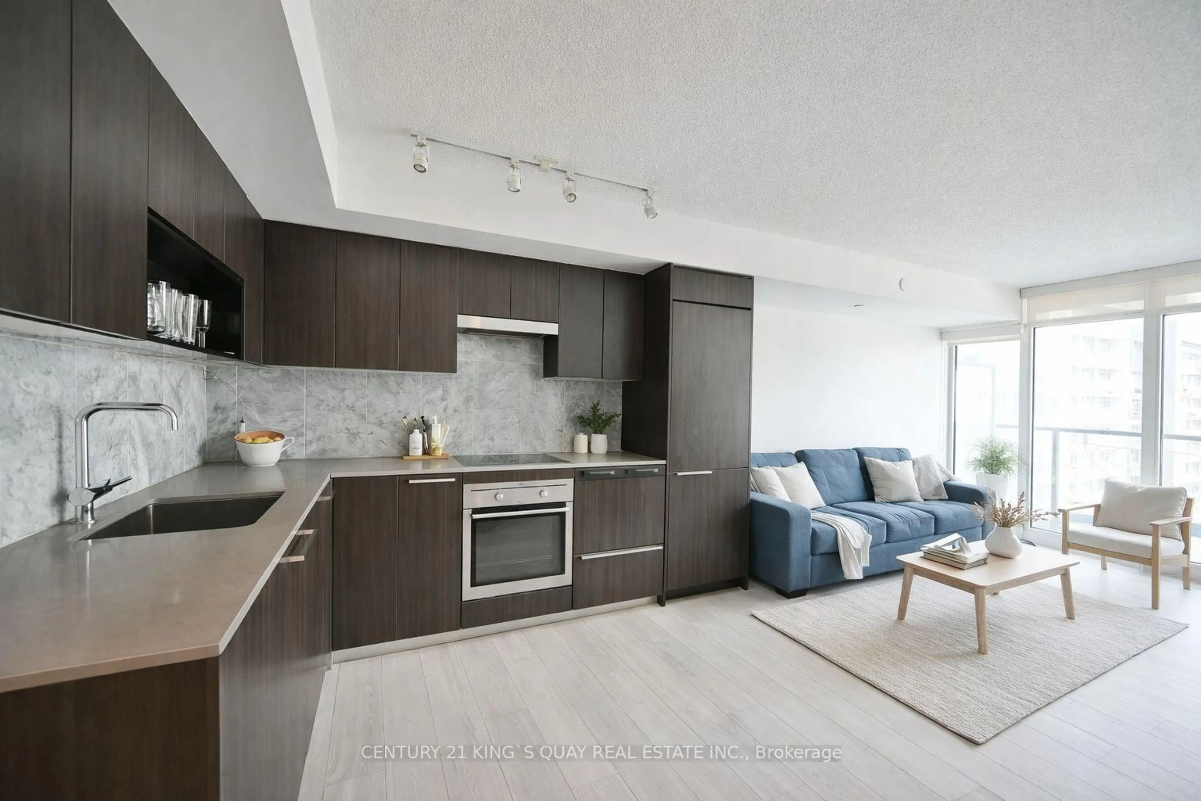 Open concept kitchen, unknown for 70 Queens Wharf Rd #510, Toronto Ontario M5V 0J2