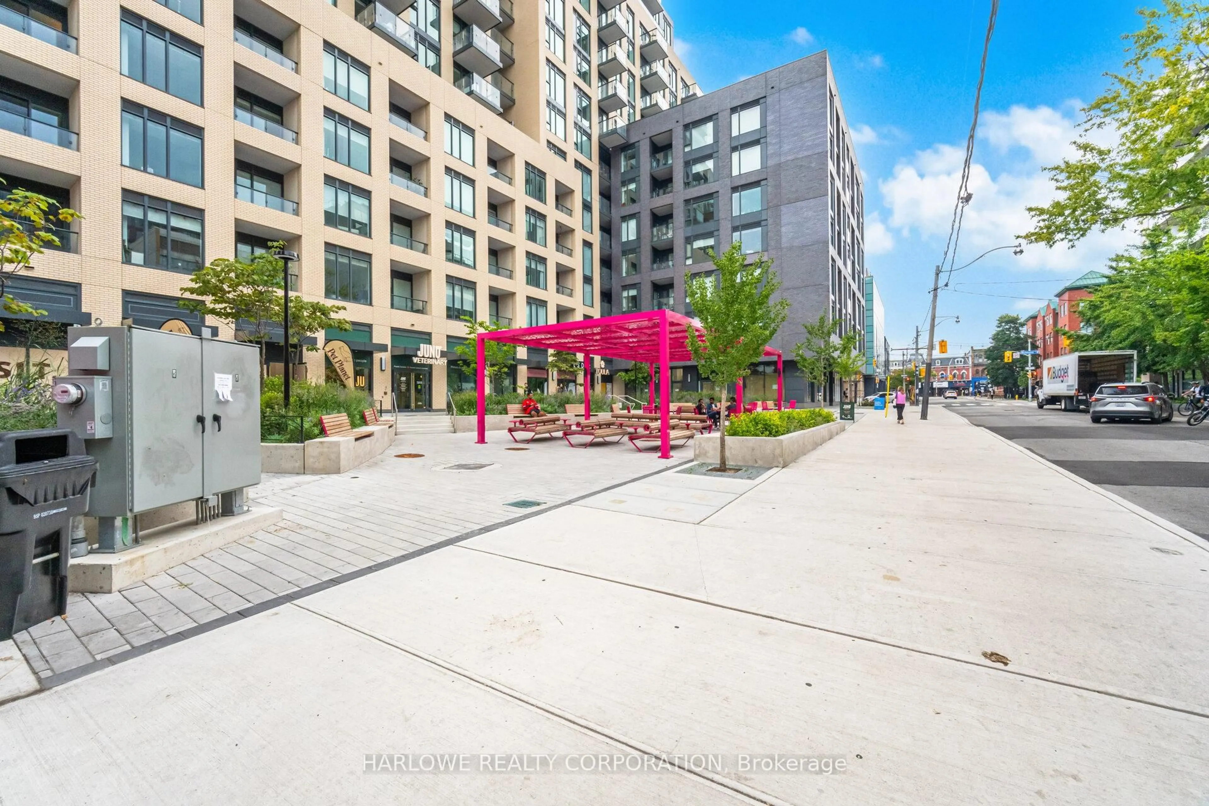Patio, street for 543 Richmond St #601, Toronto Ontario M5V 0W9