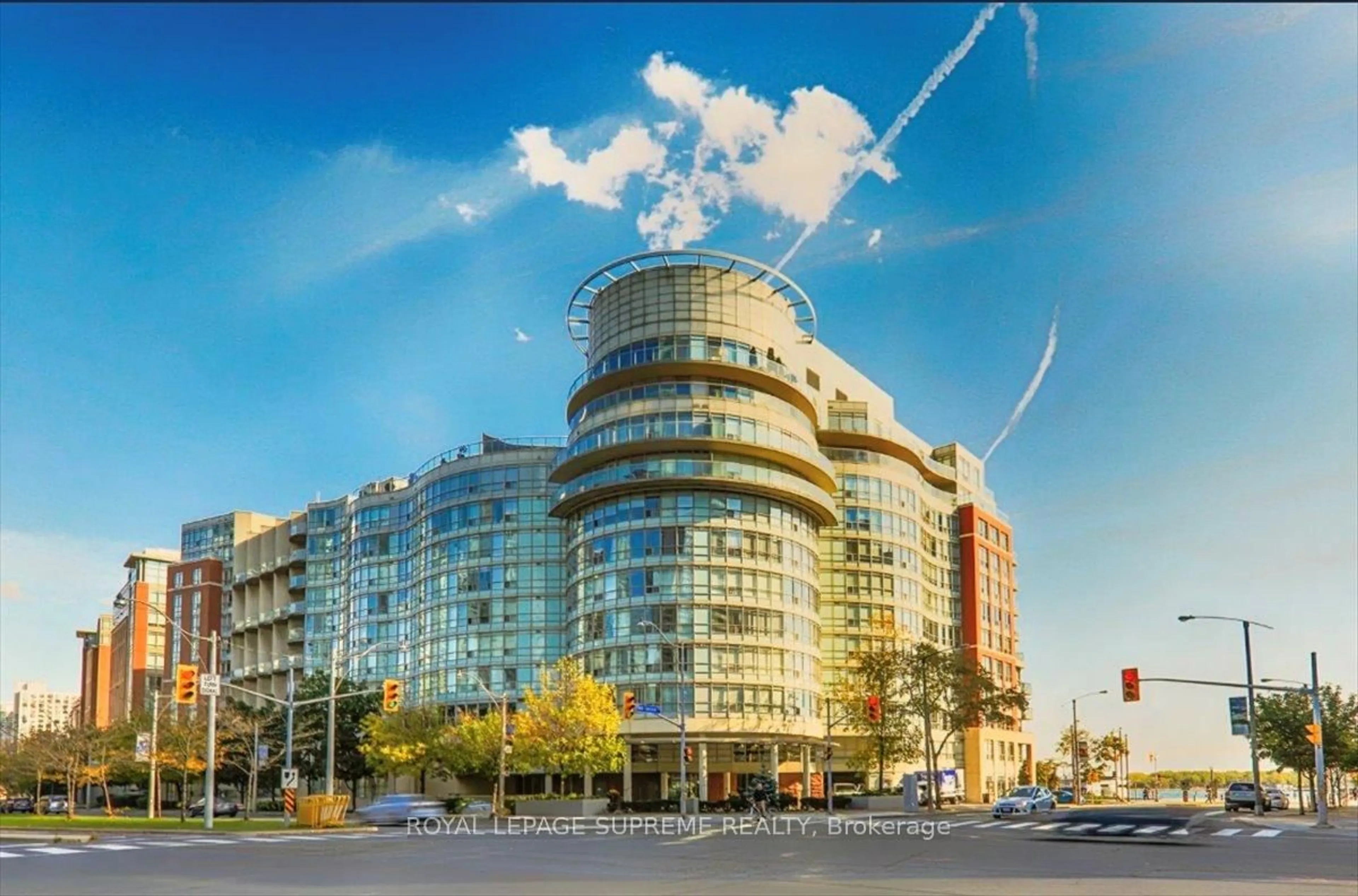 Unknown for 550 Queens Quay #512, Toronto Ontario M5V 3M8