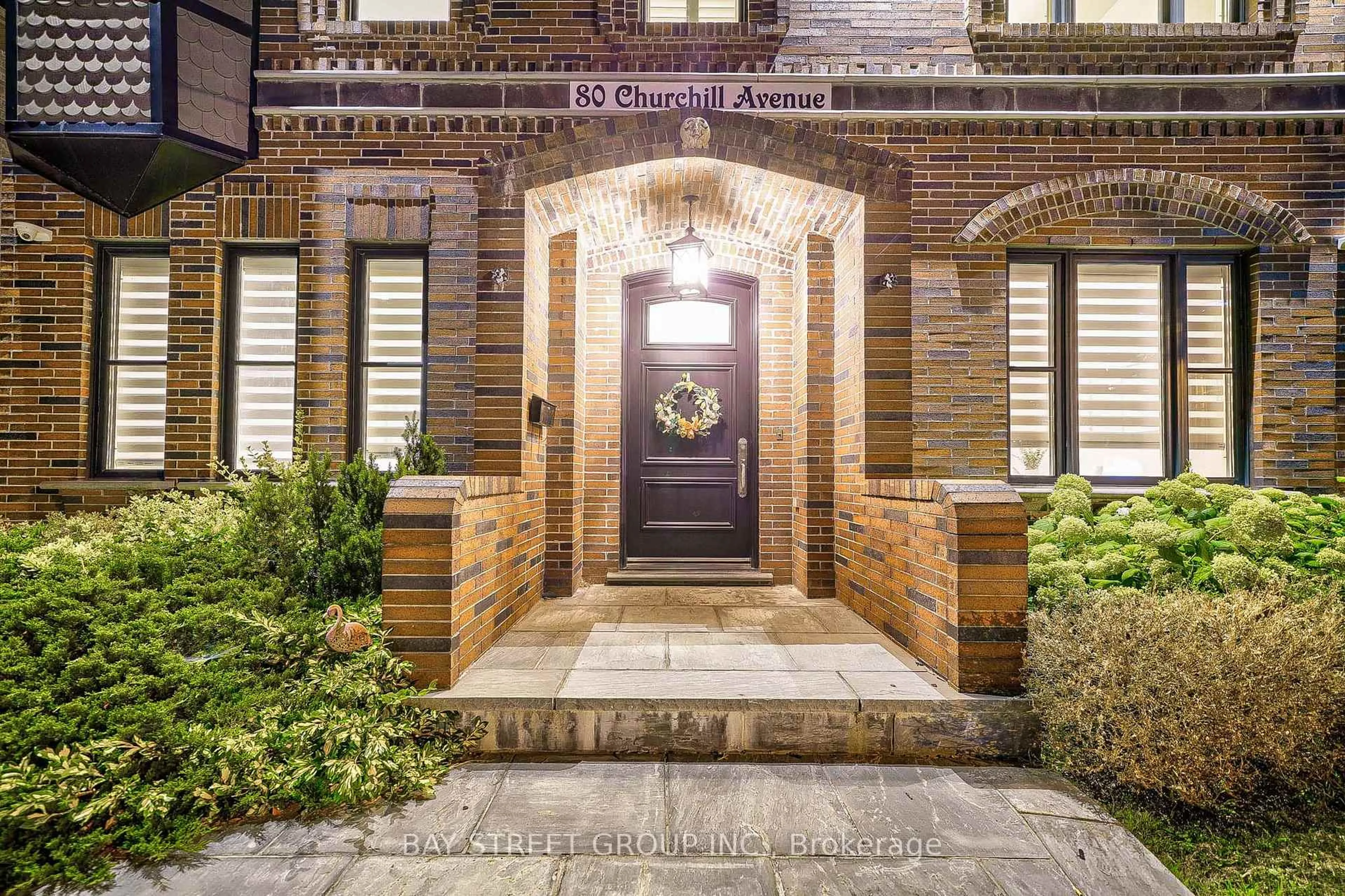 Unknown for 80 Churchill Ave, Toronto Ontario M2N 1Y9