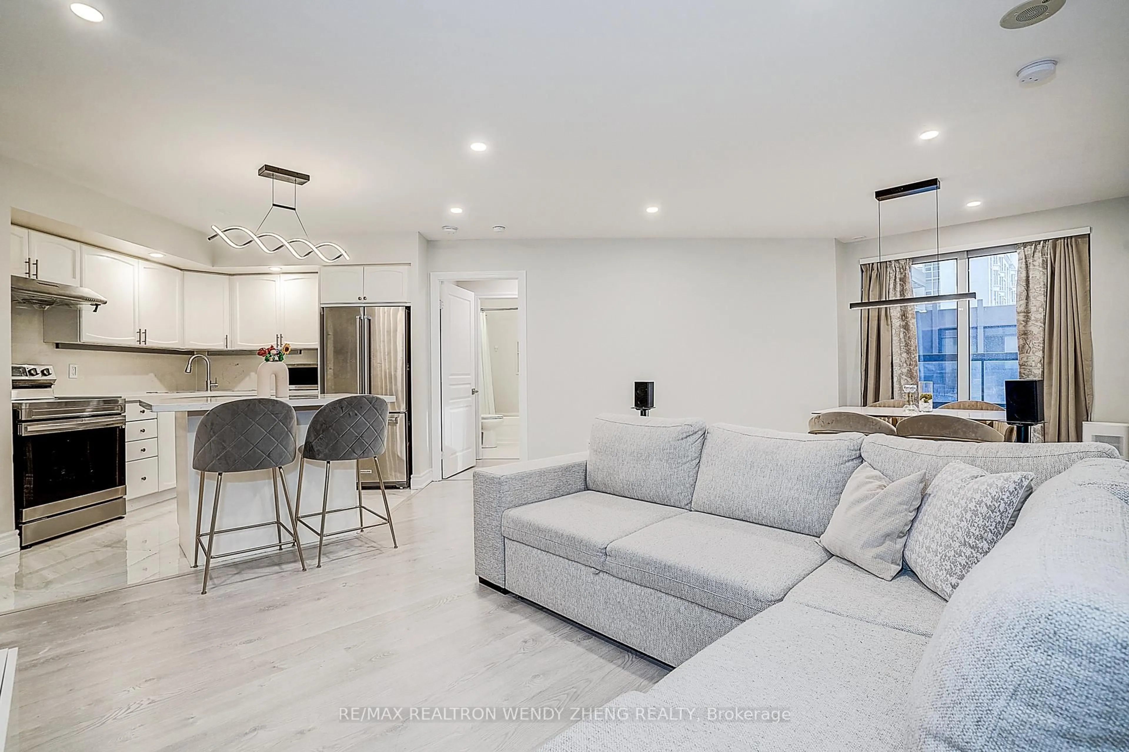 Living room with furniture, unknown for 5 Northtown Way #314, Toronto Ontario M2N 7A1