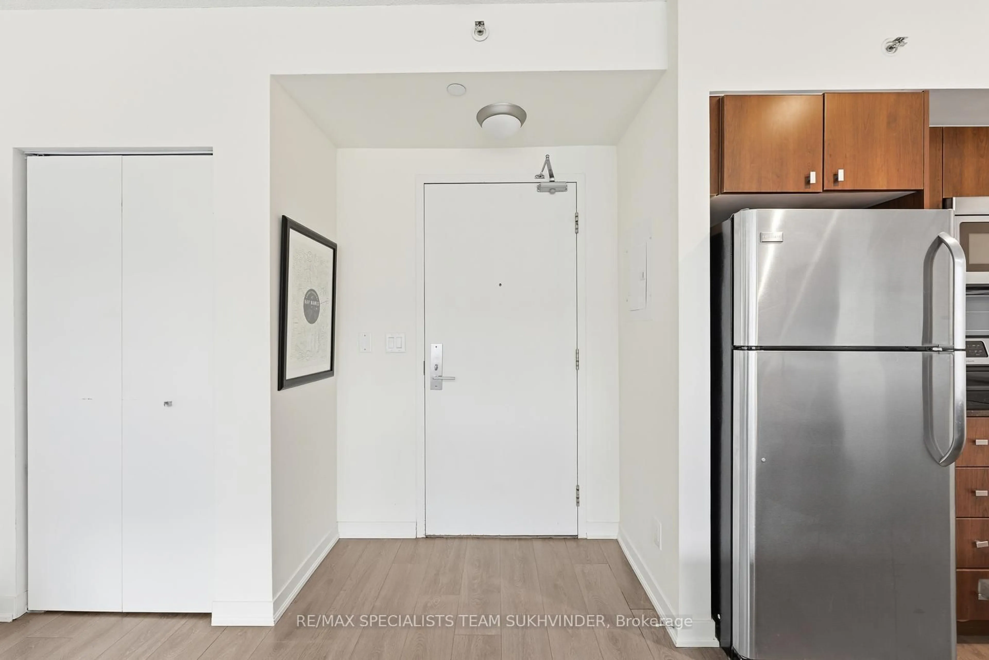 Unknown for 69 Lynn Williams St #305, Toronto Ontario M6K 3R9