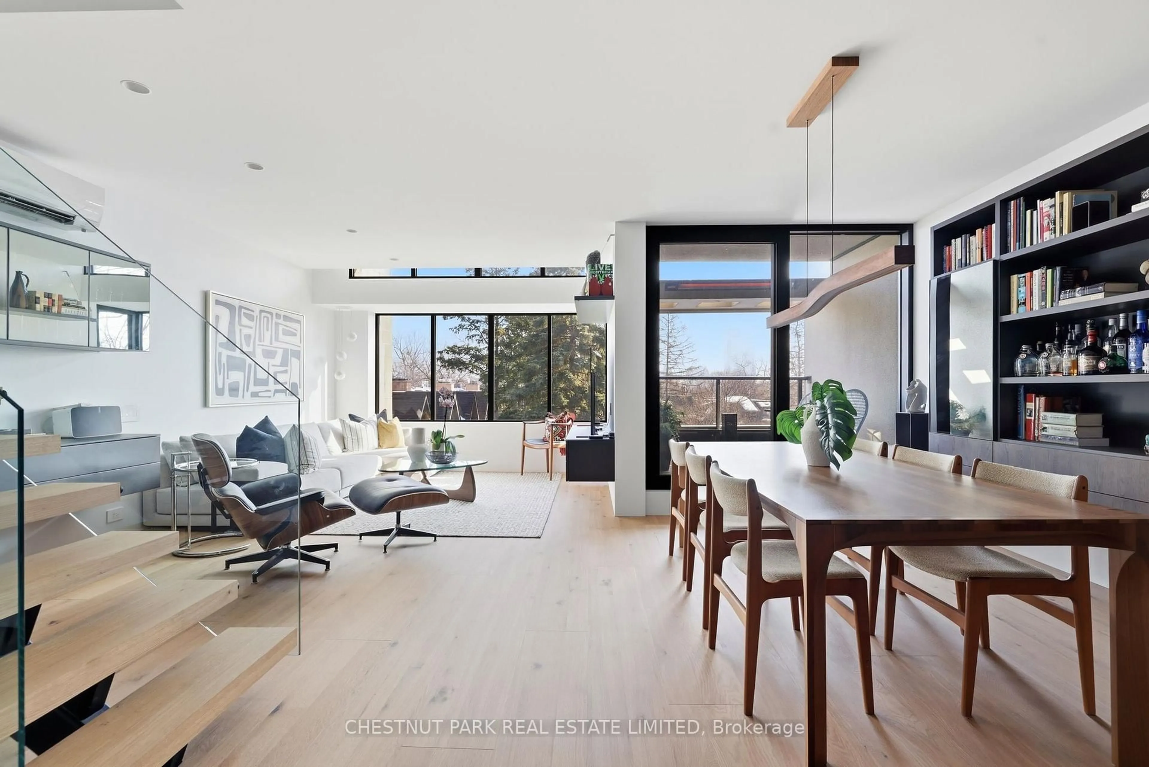 Unknown for 40 Oaklands Ave #327, Toronto Ontario M4V 2Z3