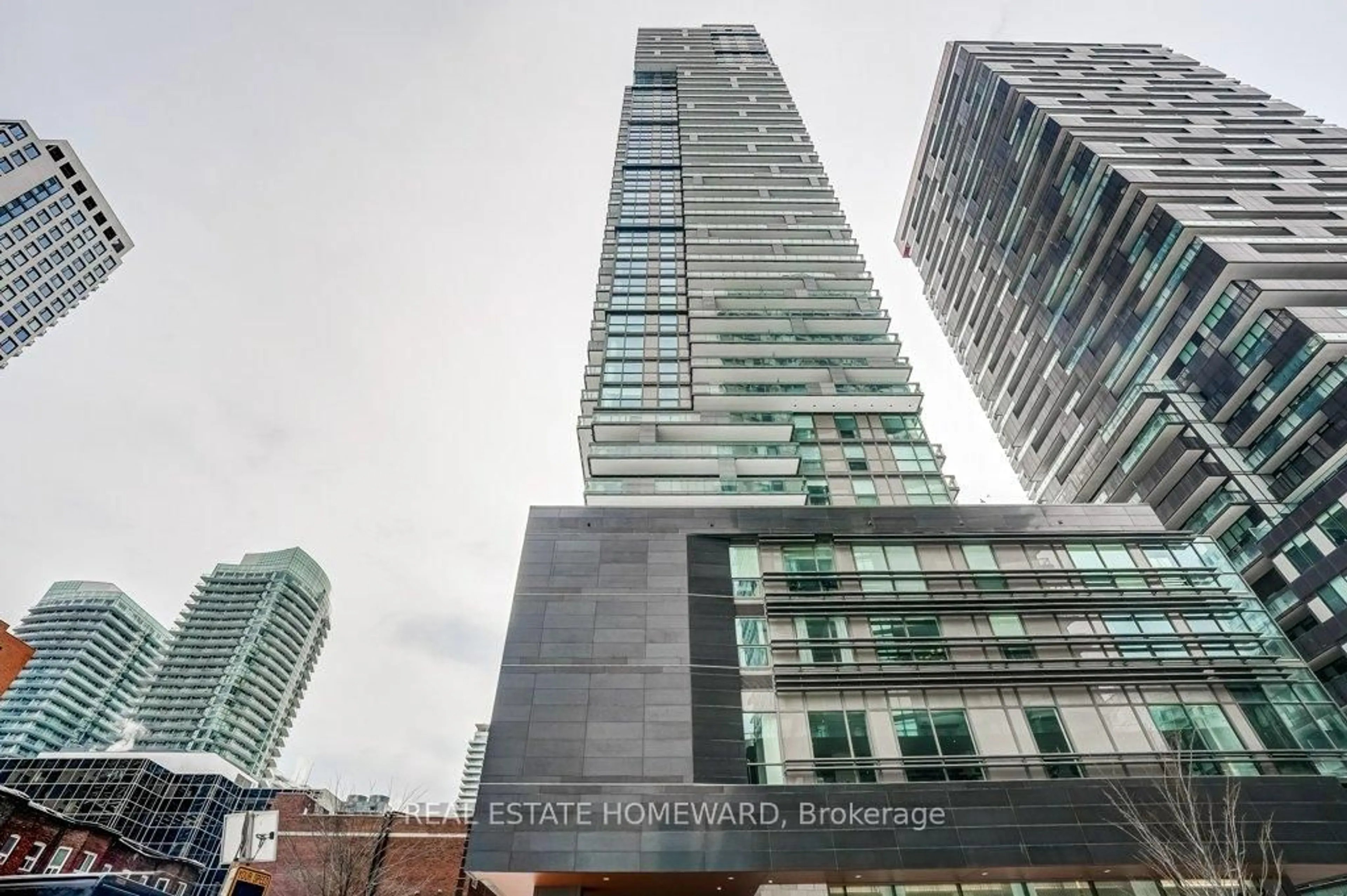 Unknown for 39 Roehampton Ave #3504, Toronto Ontario M4P 1P9