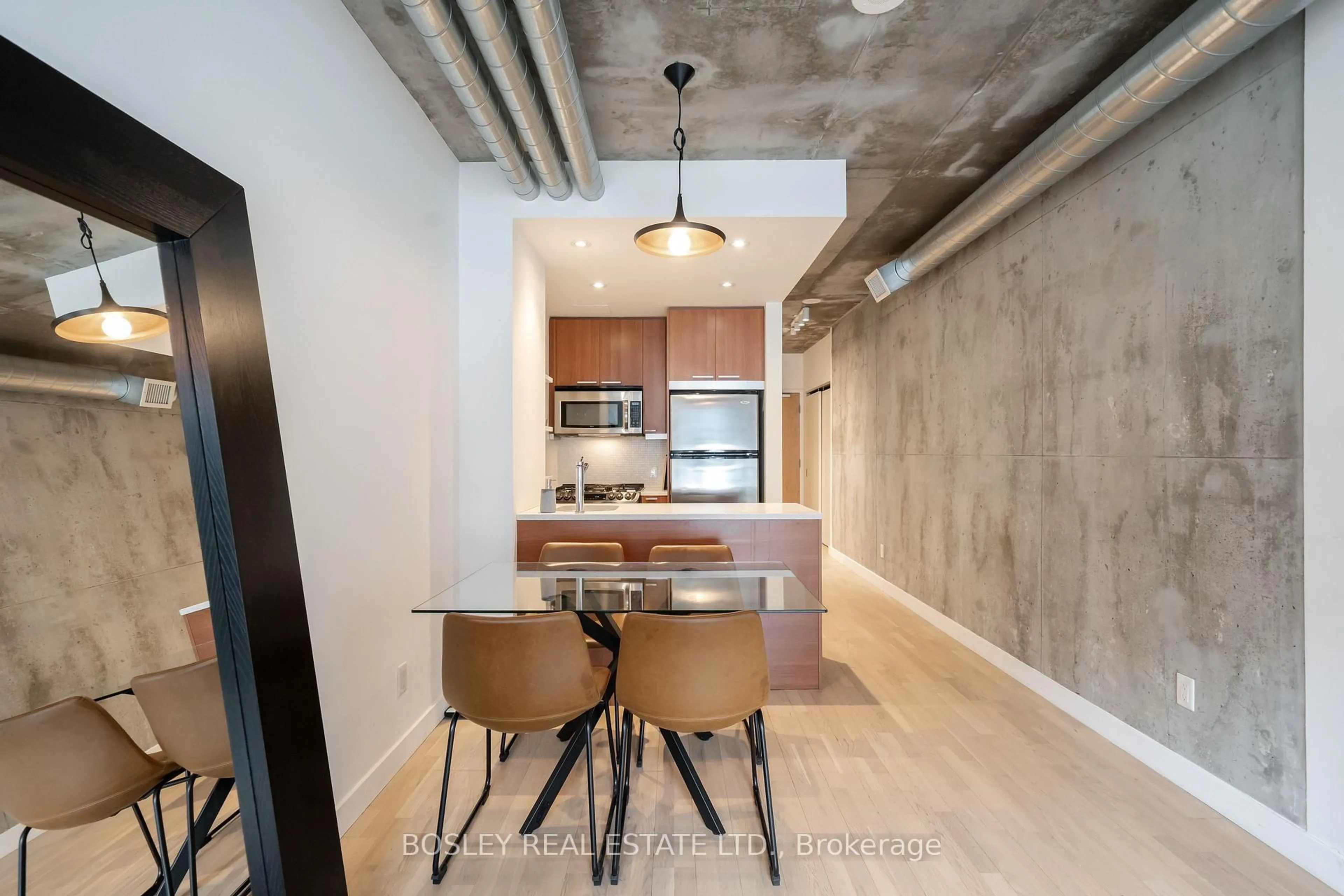 Unknown for 138 Princess St #409, Toronto Ontario M5A 0B1