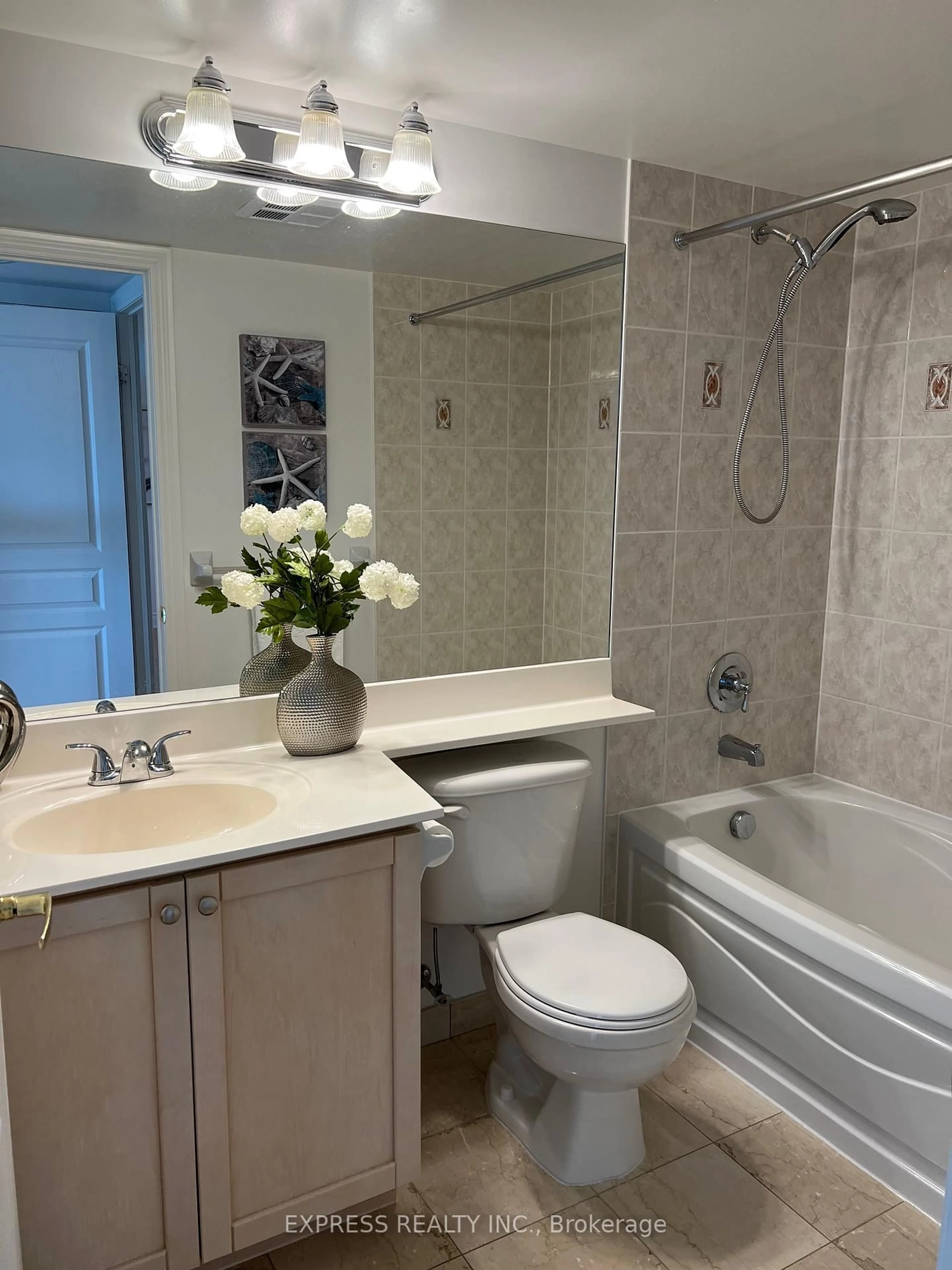 Standard bathroom, ceramic/tile floor for 15 NorthTown Way #1024, Toronto Ontario M3N 7A2