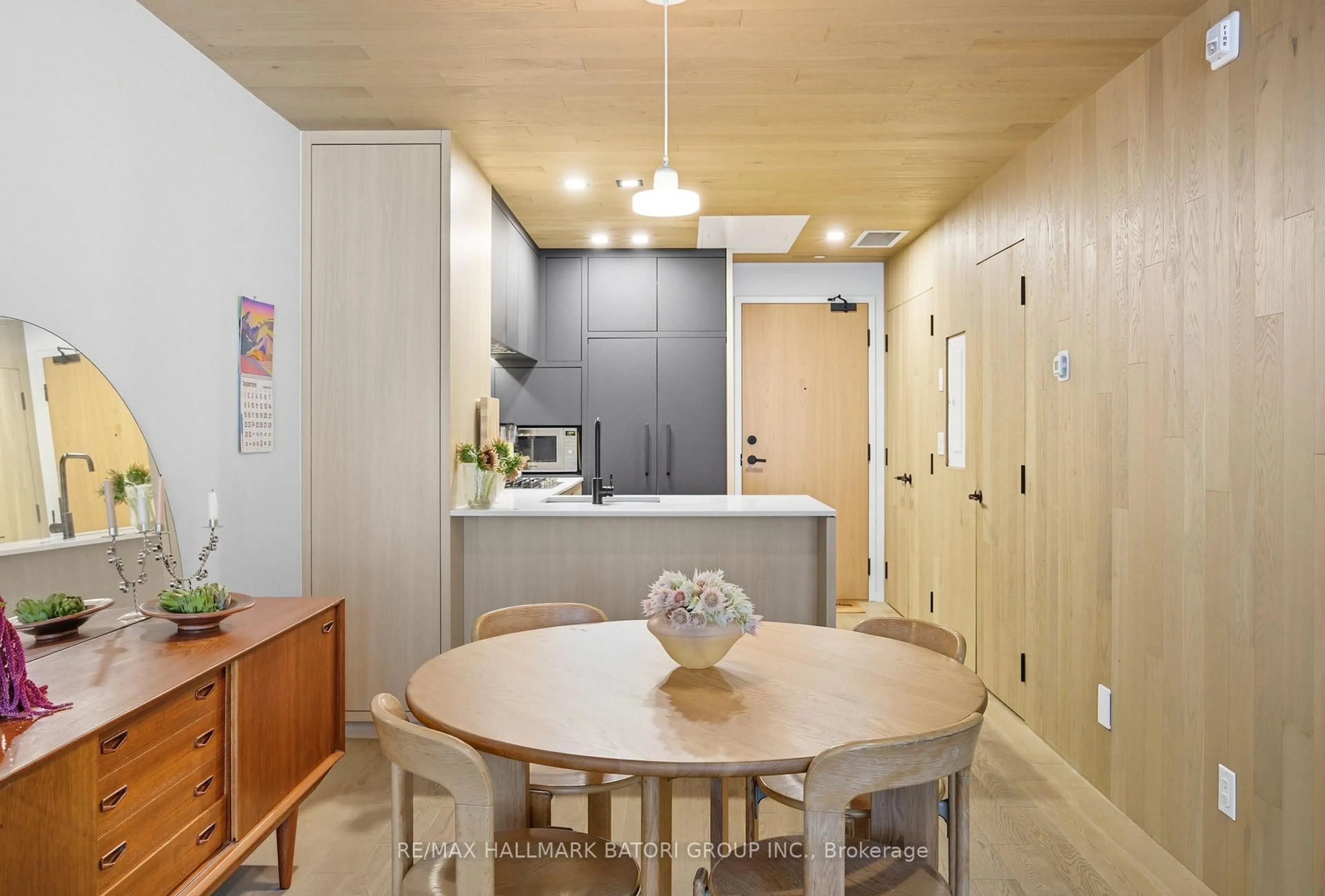 Open concept kitchen, unknown for 45 Dovercourt Rd #301, Toronto Ontario M6J 3C2