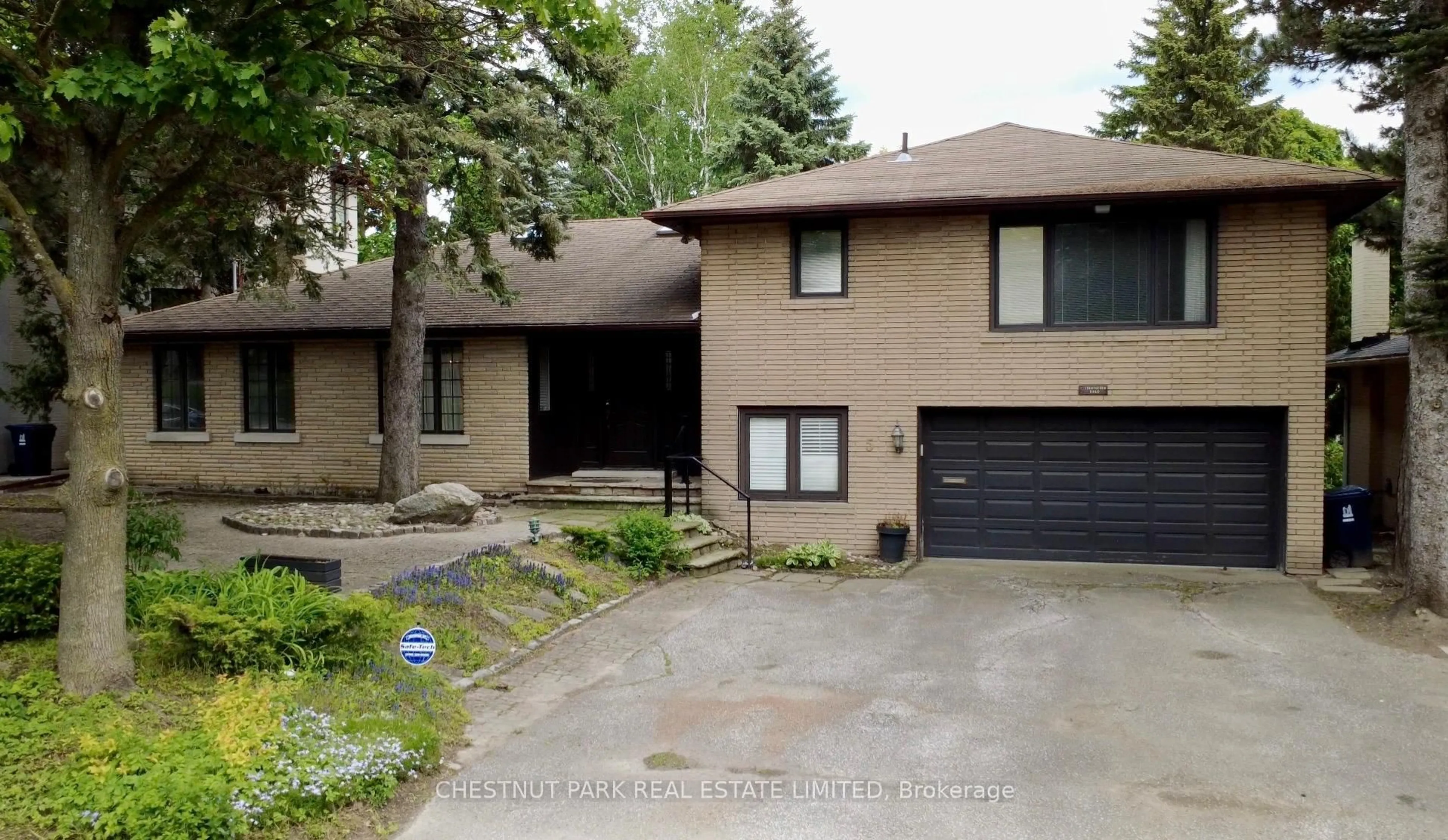 Home with brick exterior material, street for 5 Stratheden Rd, Toronto Ontario M4N 1E2