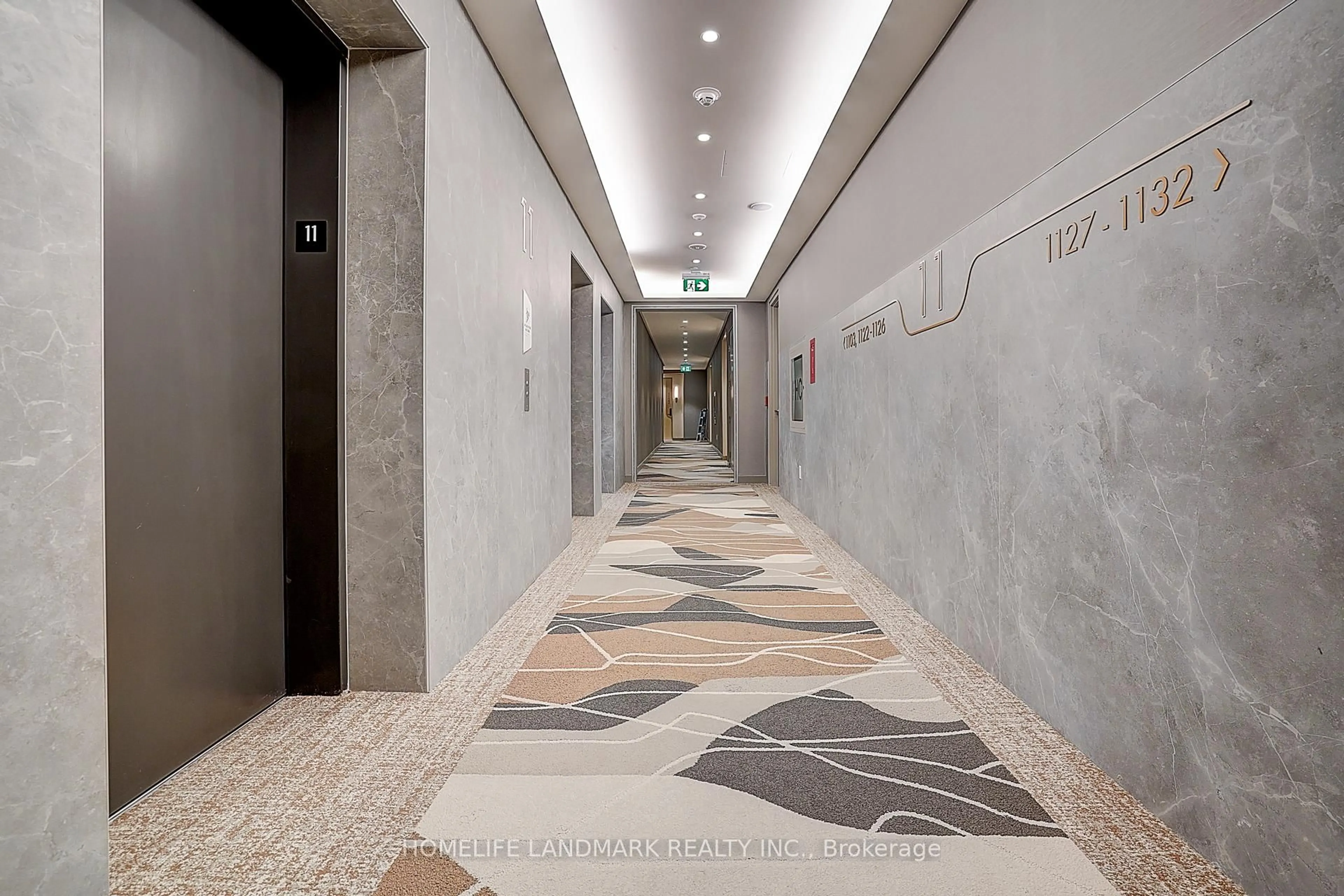 Indoor foyer for 155 Merchants' Wharf #1122, Toronto Ontario M5A 0Y4