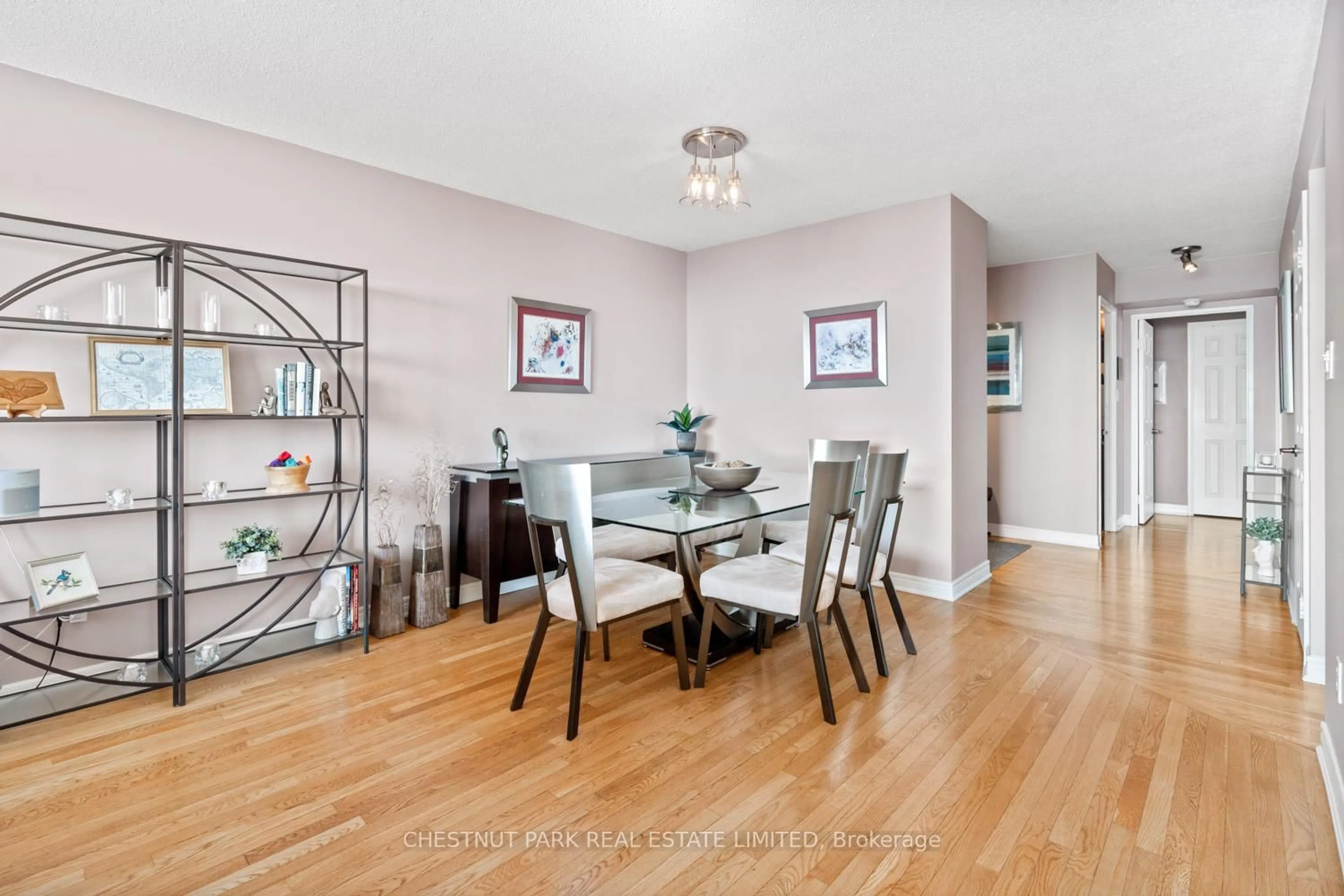 Dining room, wood/laminate floor for 35 Merton St #1606, Toronto Ontario M4S 3G4