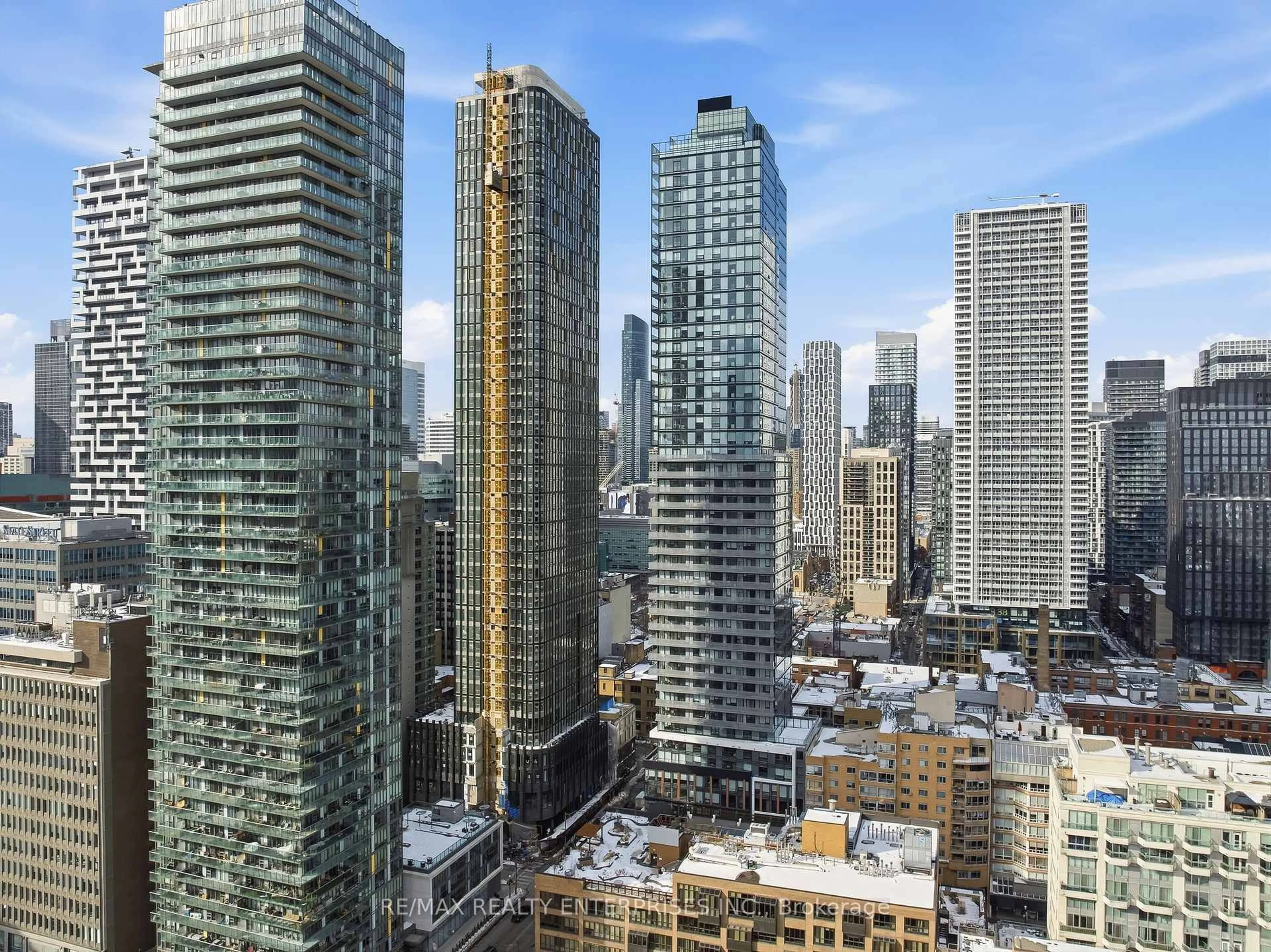 A pic from outside/outdoor area/front of a property/back of a property/a pic from drone, city buildings view from balcony for 89 Church St #305, Toronto Ontario M5C 0B7
