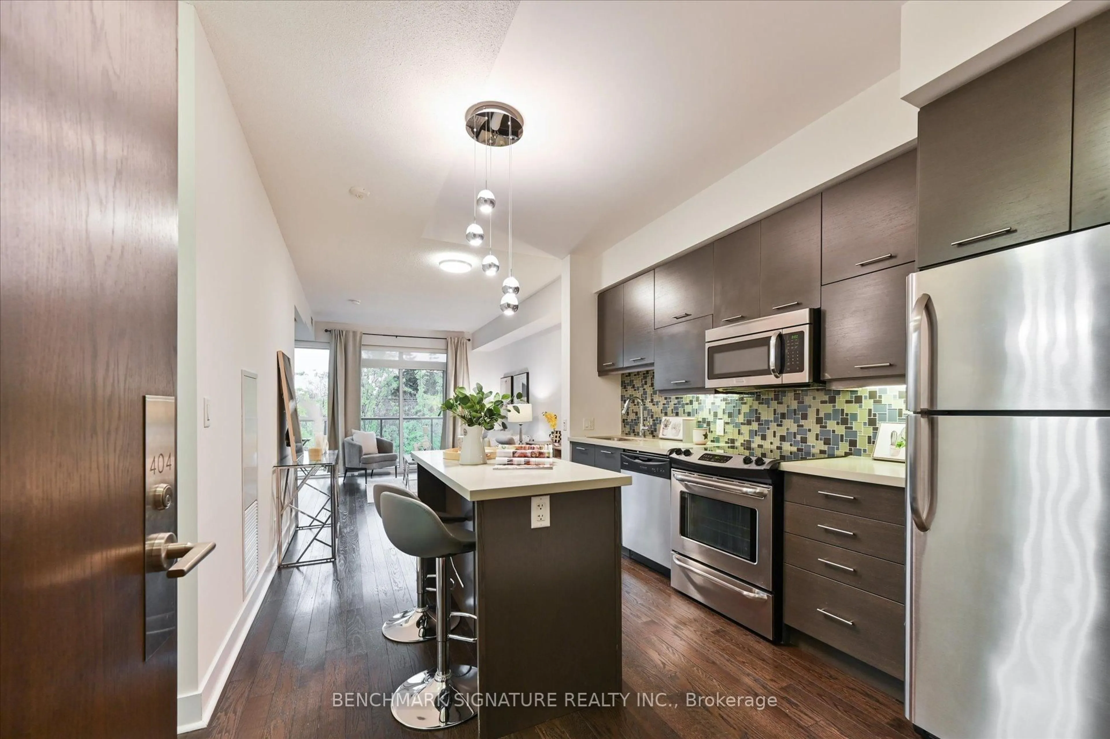Contemporary kitchen, ceramic/tile floor for 26 Norton Ave #404, Toronto Ontario M2N 0H6