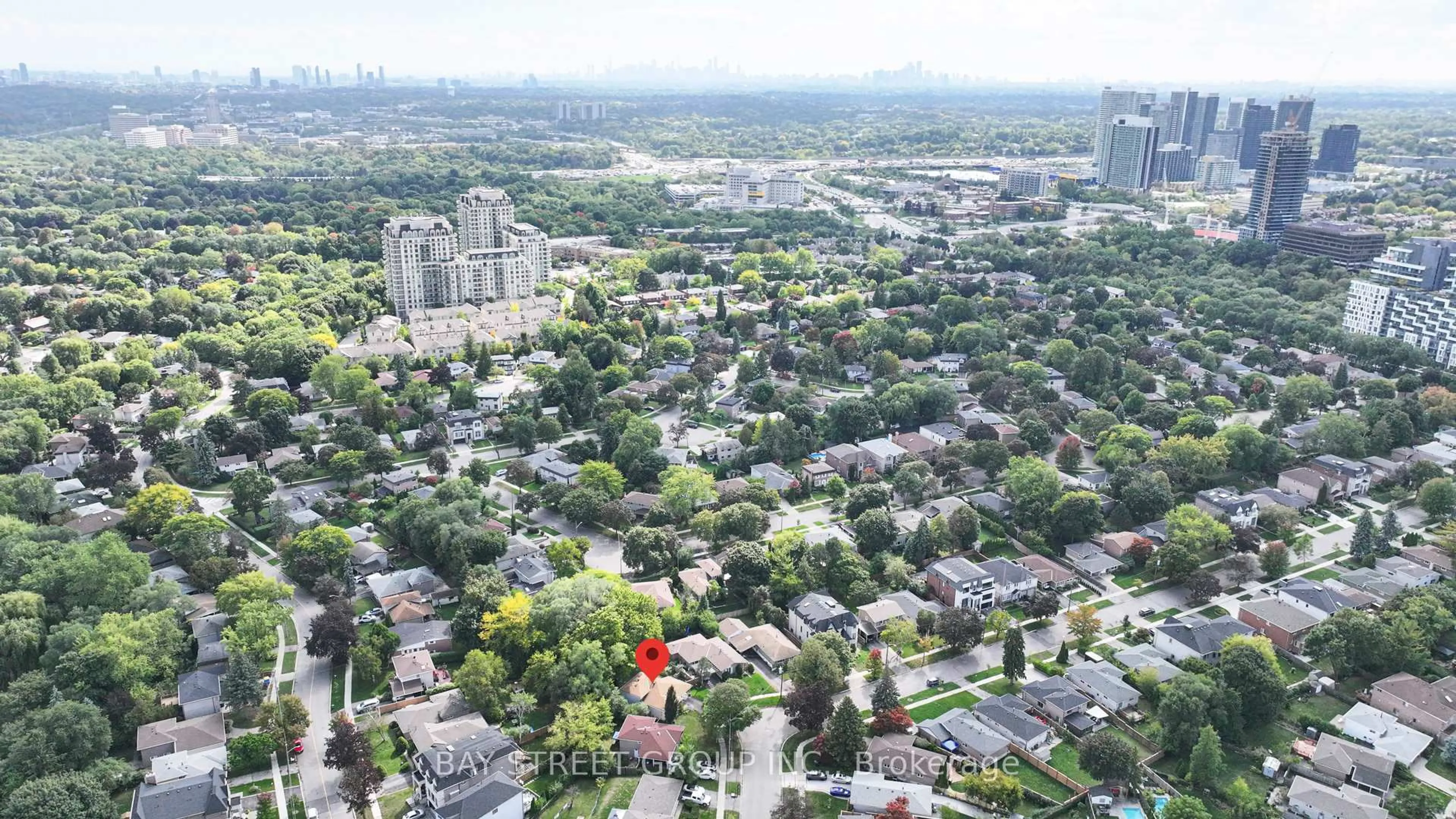 A pic from outside/outdoor area/front of a property/back of a property/a pic from drone, city buildings view from balcony for 67 Grove Park Cres, Toronto Ontario M2J 2C7