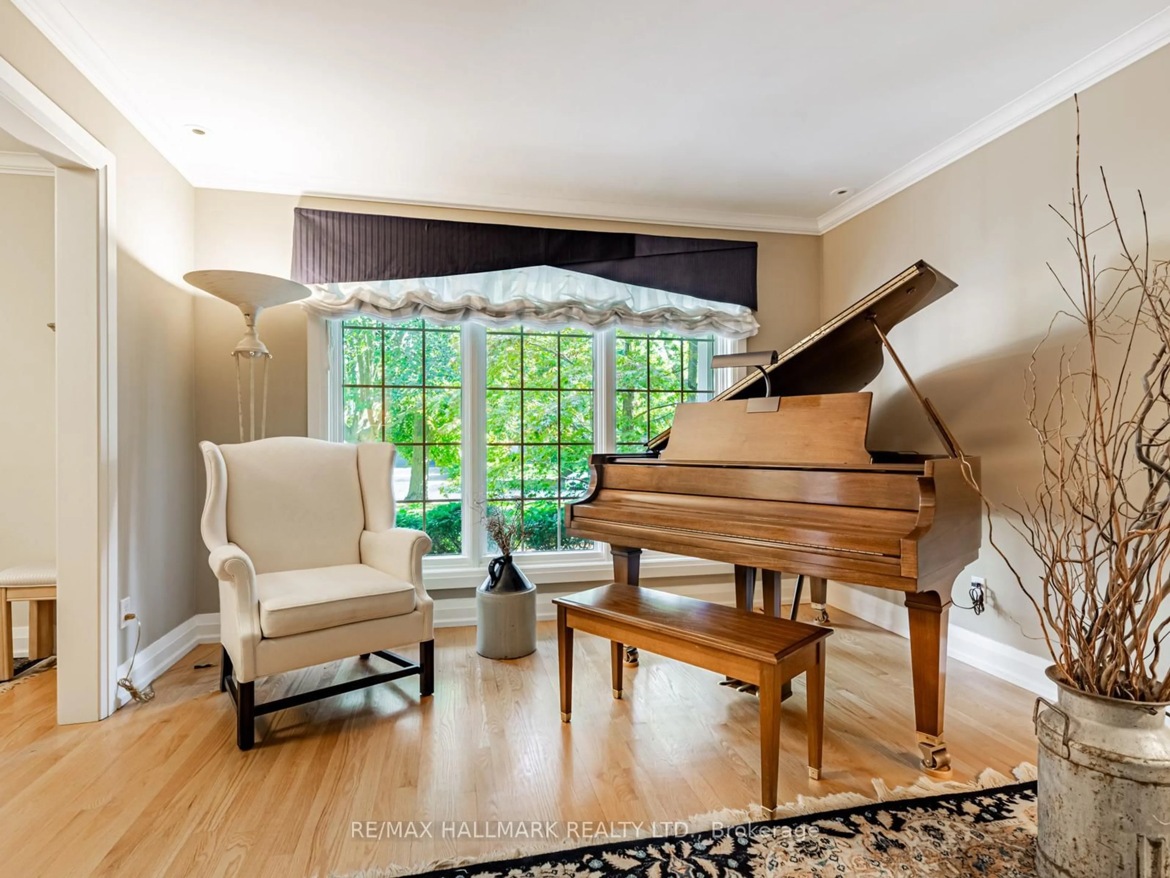 Unknown for 88 Ames Circ, Toronto Ontario M3B 3C1