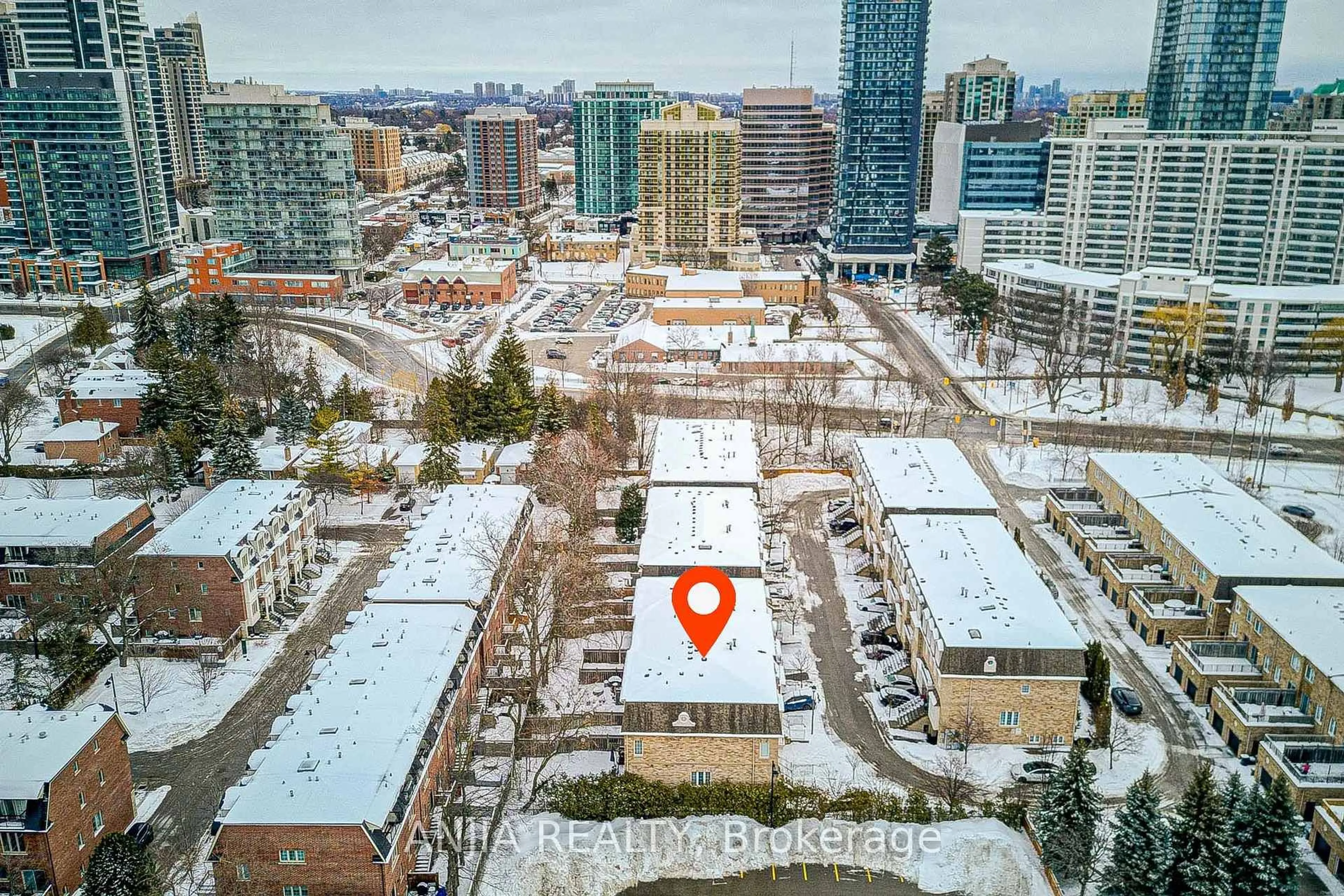 A pic from outside/outdoor area/front of a property/back of a property/a pic from drone, city buildings view from balcony for 54 Mcbride Lane #2, Toronto Ontario M2N 7B8
