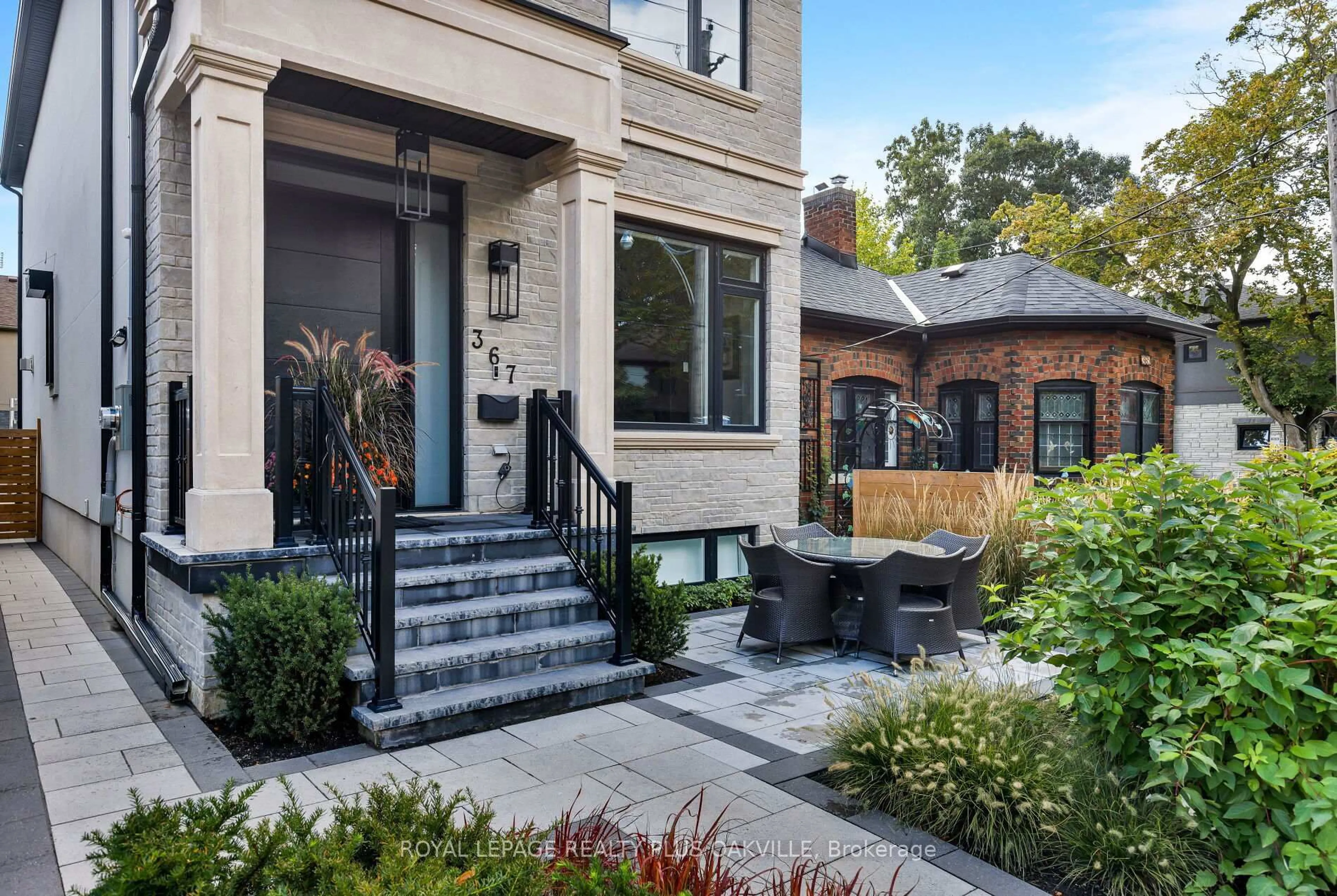 Home with brick exterior material, street for 367 Manor Rd, Toronto Ontario M4S 1S7