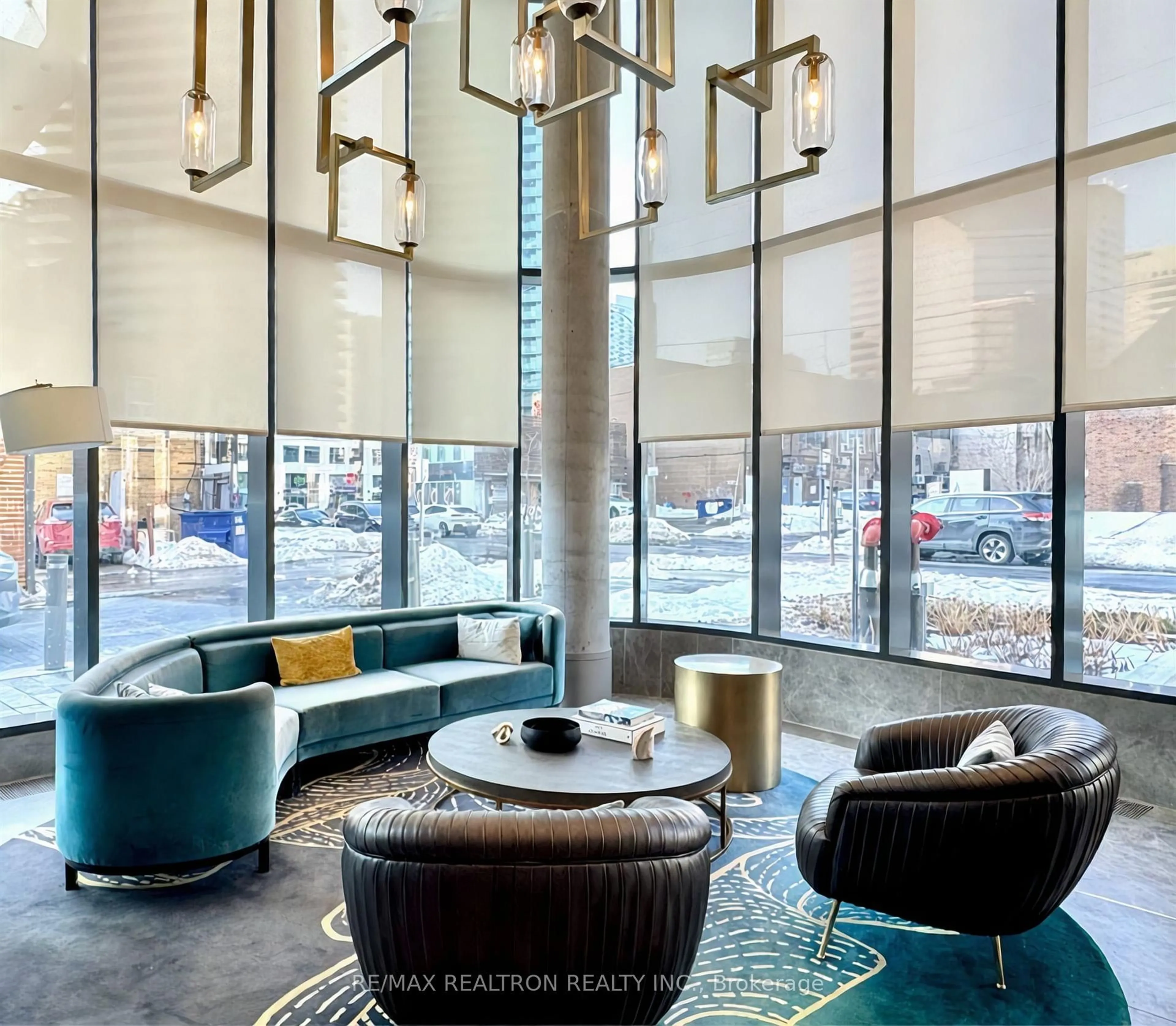 Indoor foyer for 15 Holmes Ave #2601, Toronto Ontario M2N 0L4