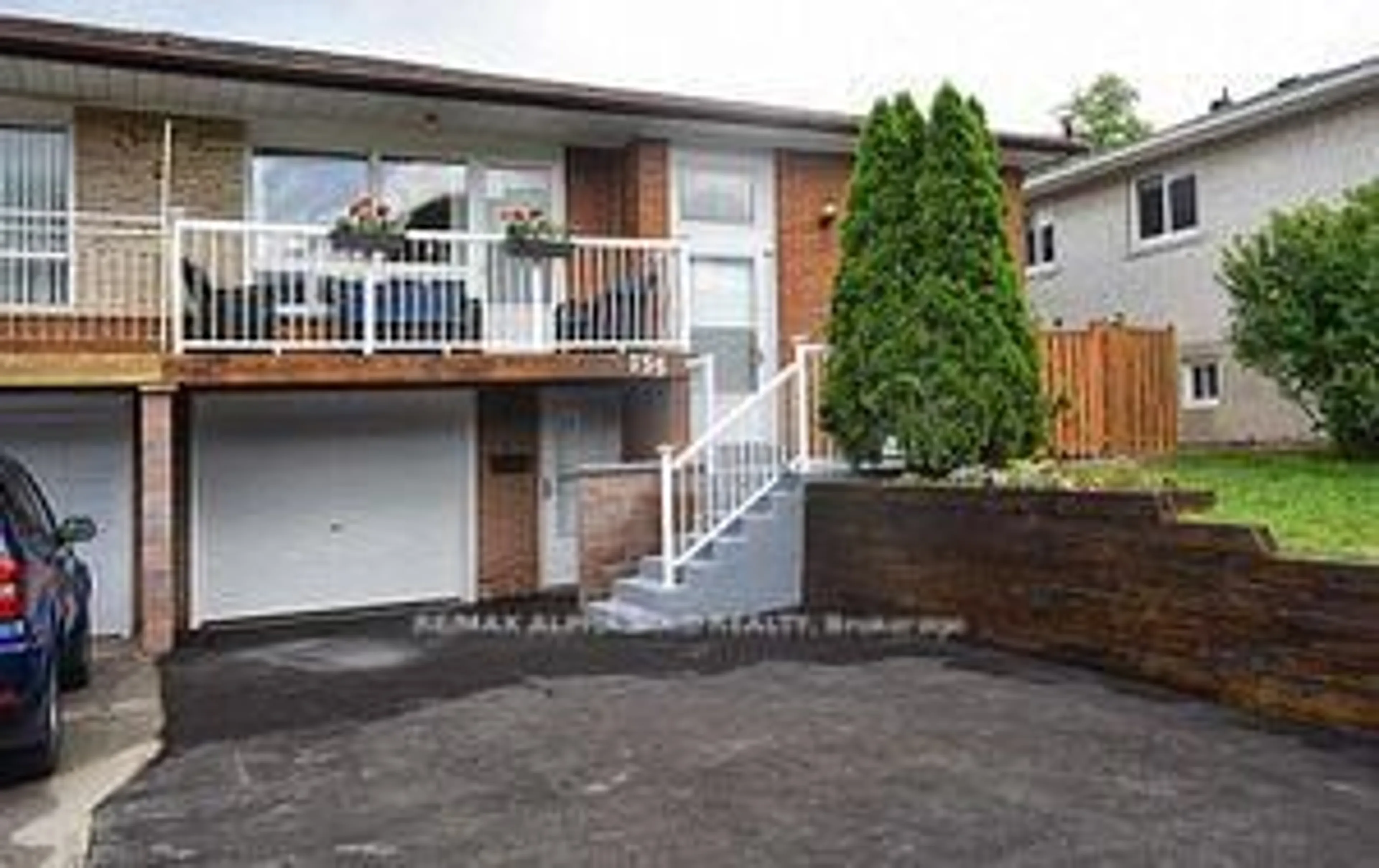 Patio, street for 155 Edmonton Dr, Toronto Ontario M2J 3X3
