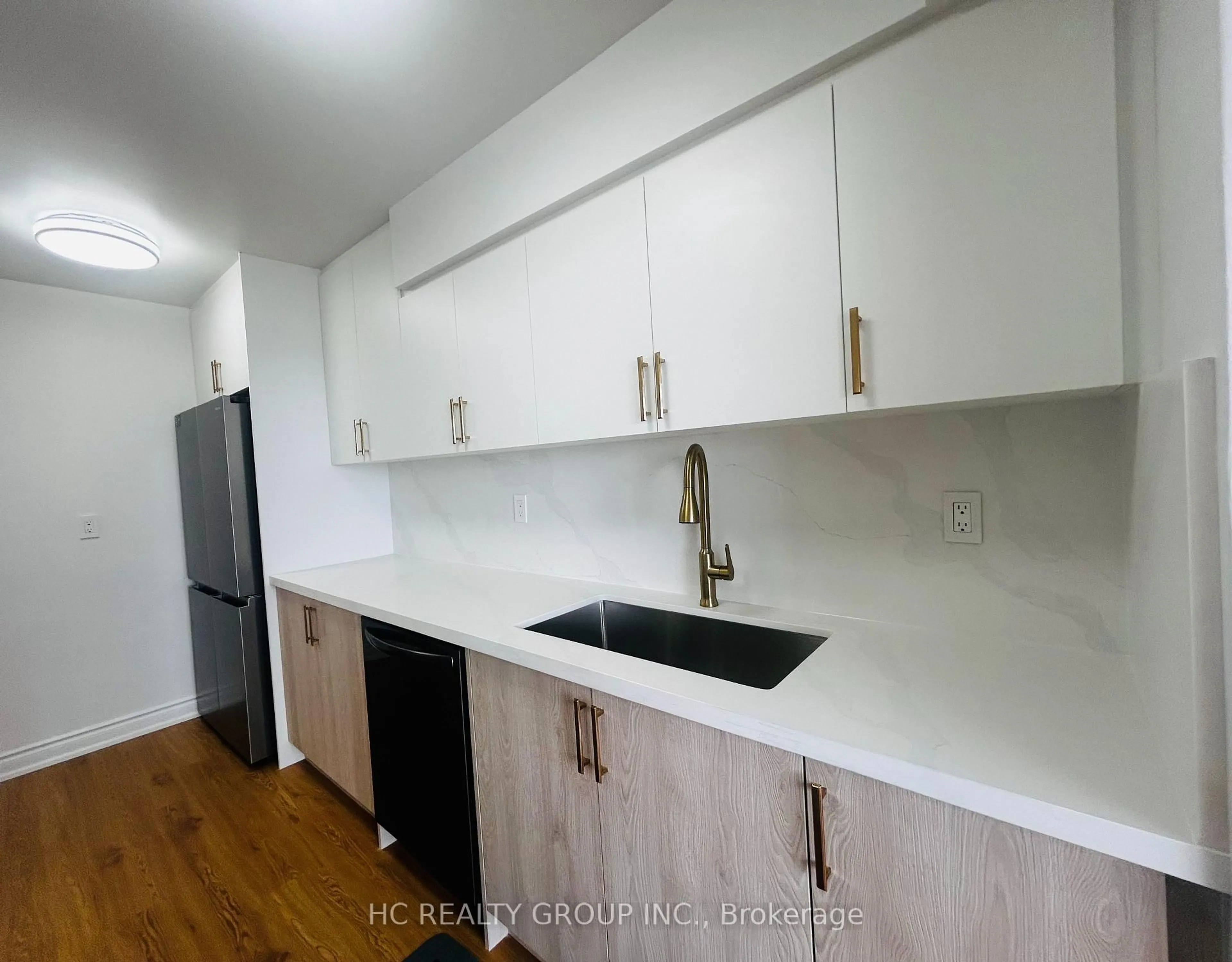 Standard kitchen, unknown for 350 Seneca Hill Dr #1611, Toronto Ontario M2J 4S7