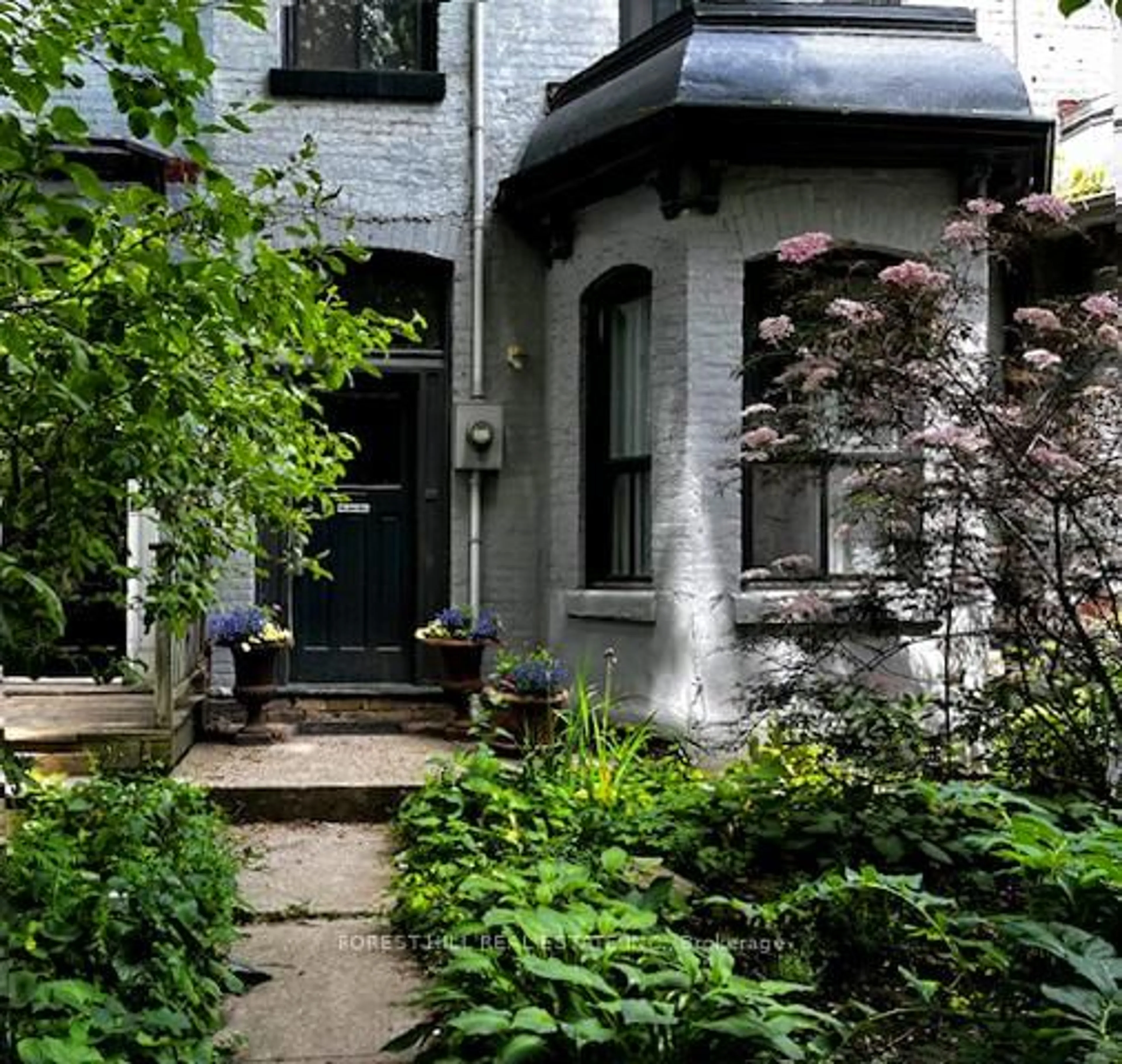 Home with brick exterior material, street for 46 Phoebe St, Toronto Ontario M5T 1A9