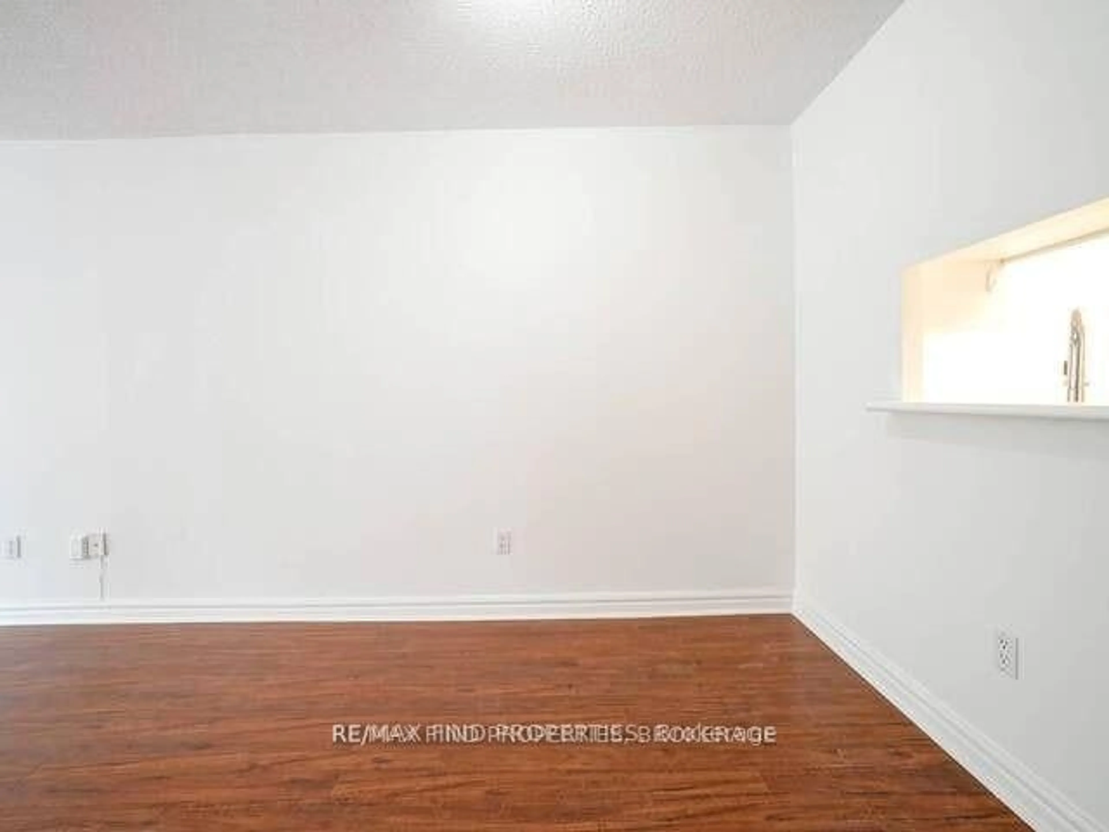 A pic of a room for 33 University Ave #604, Toronto Ontario M5J 2S7