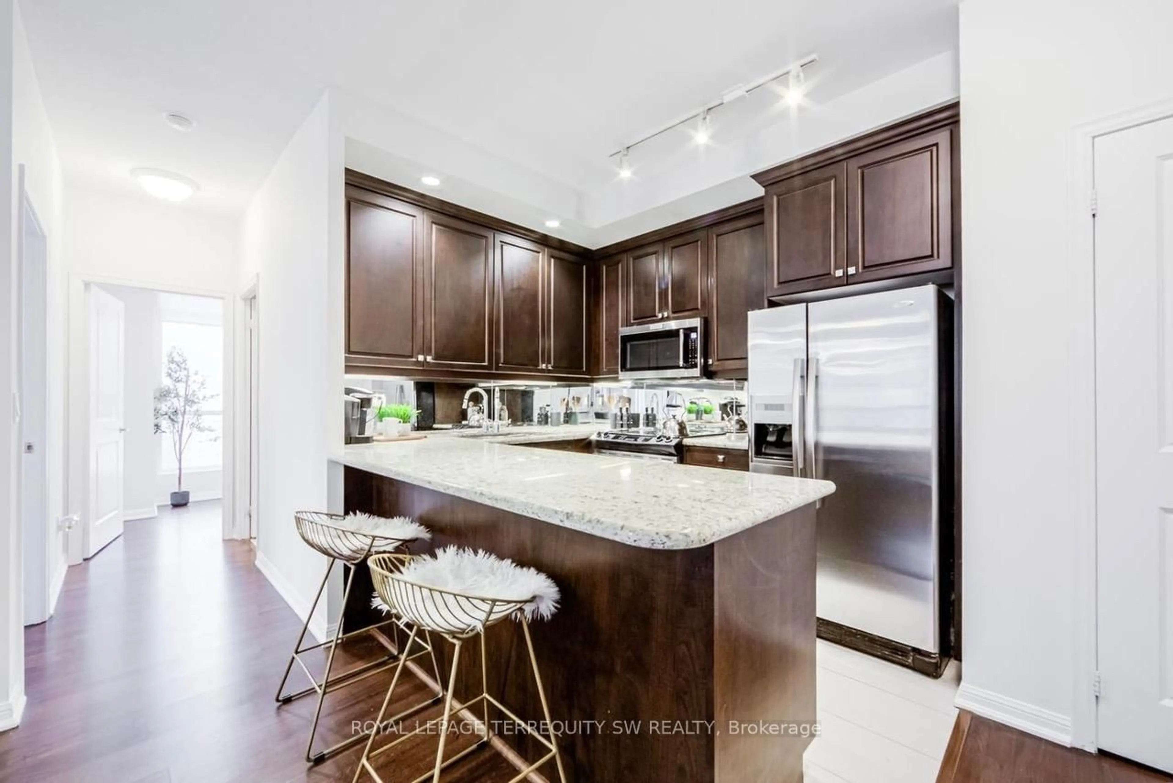 Open concept kitchen, unknown for 21 Grand Magazine St #1201, Toronto Ontario M5V 1B5