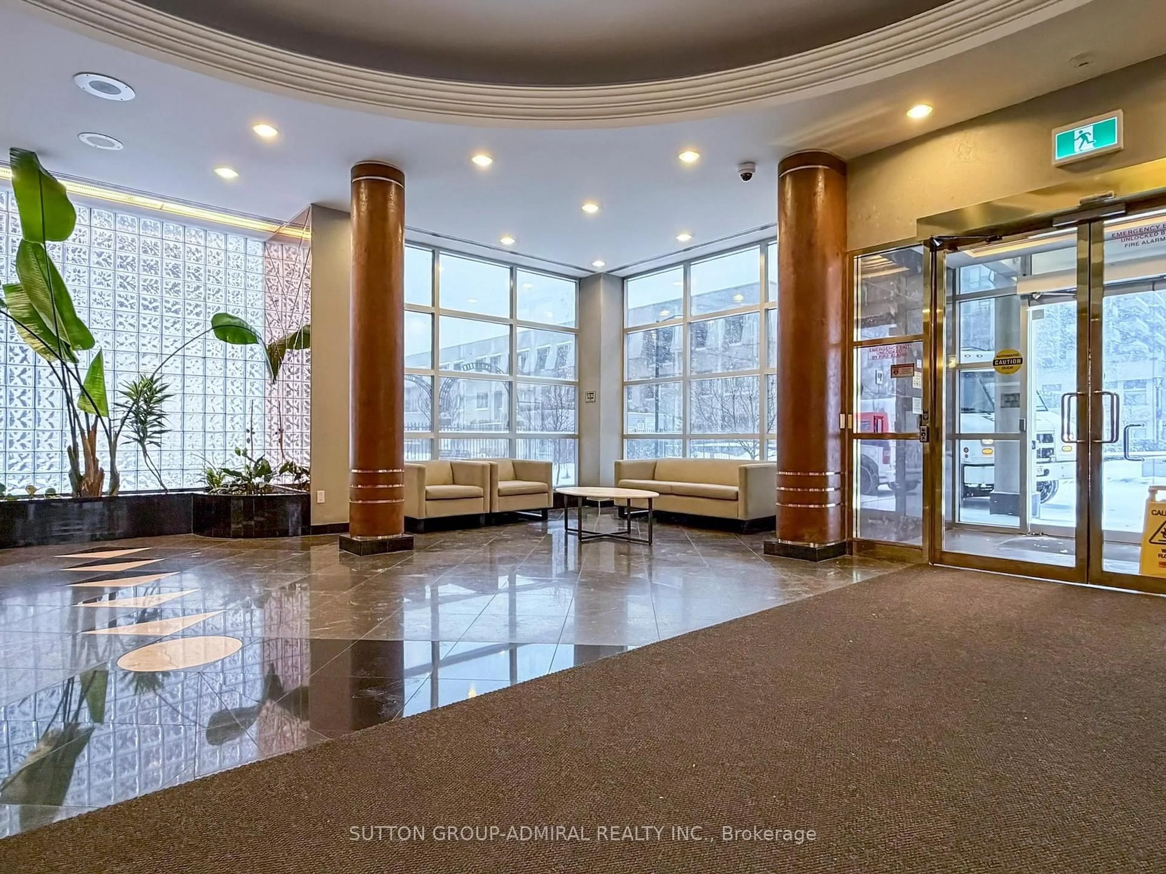 Lobby for 18 Hollywood Ave #103, Toronto Ontario M2N 6P5