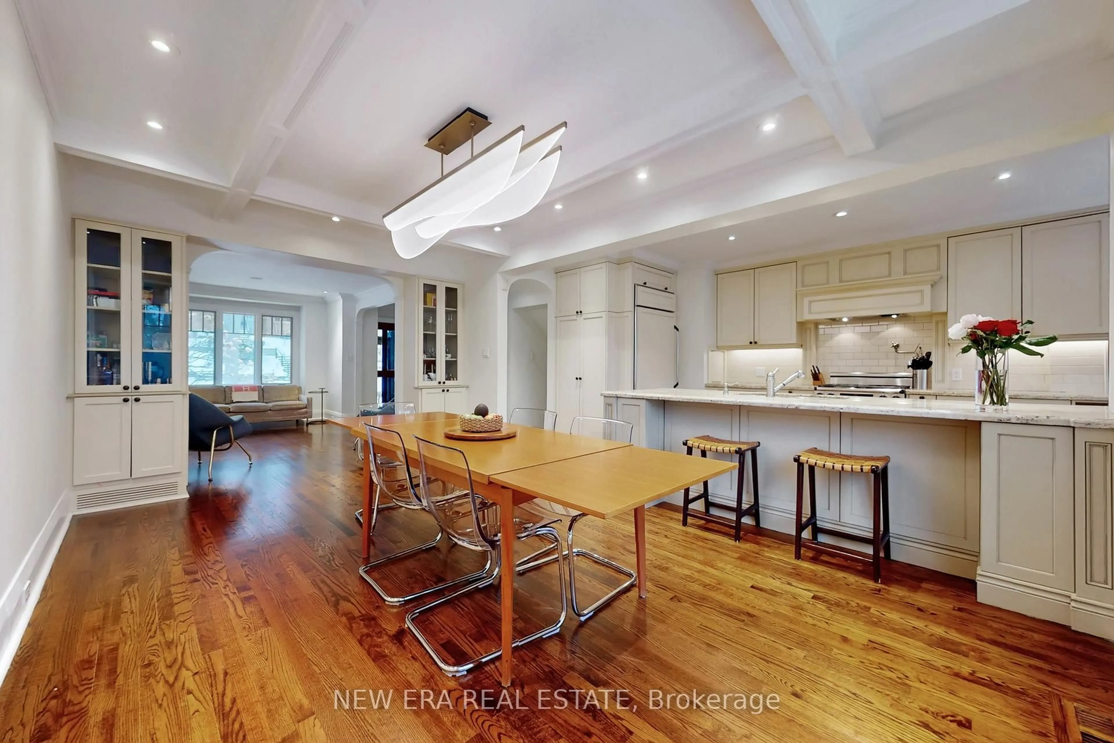 Open concept kitchen, unknown for 17 Summerhill Gdns, Toronto Ontario M4T 1B3