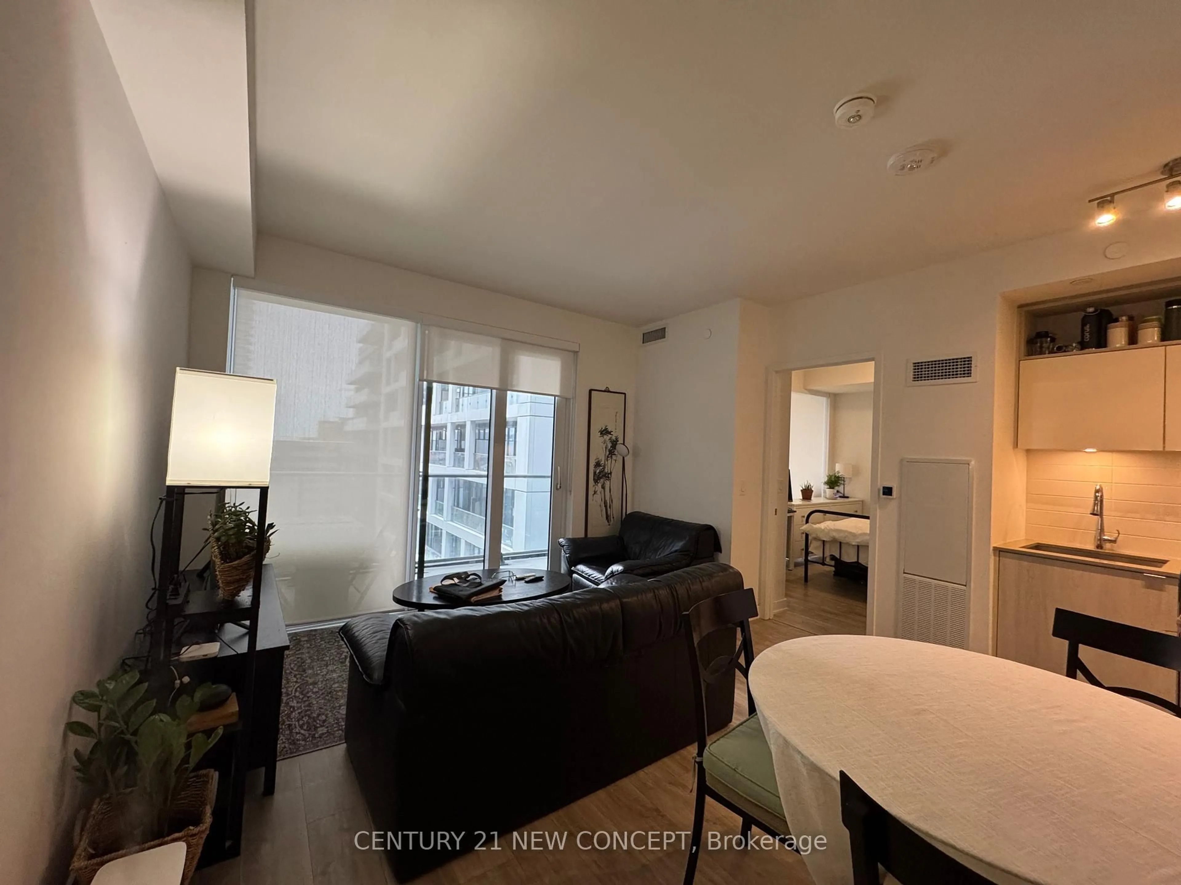 A pic of a room for 135 Lower Sherbourne St #738, Toronto Ontario M5A 0W8