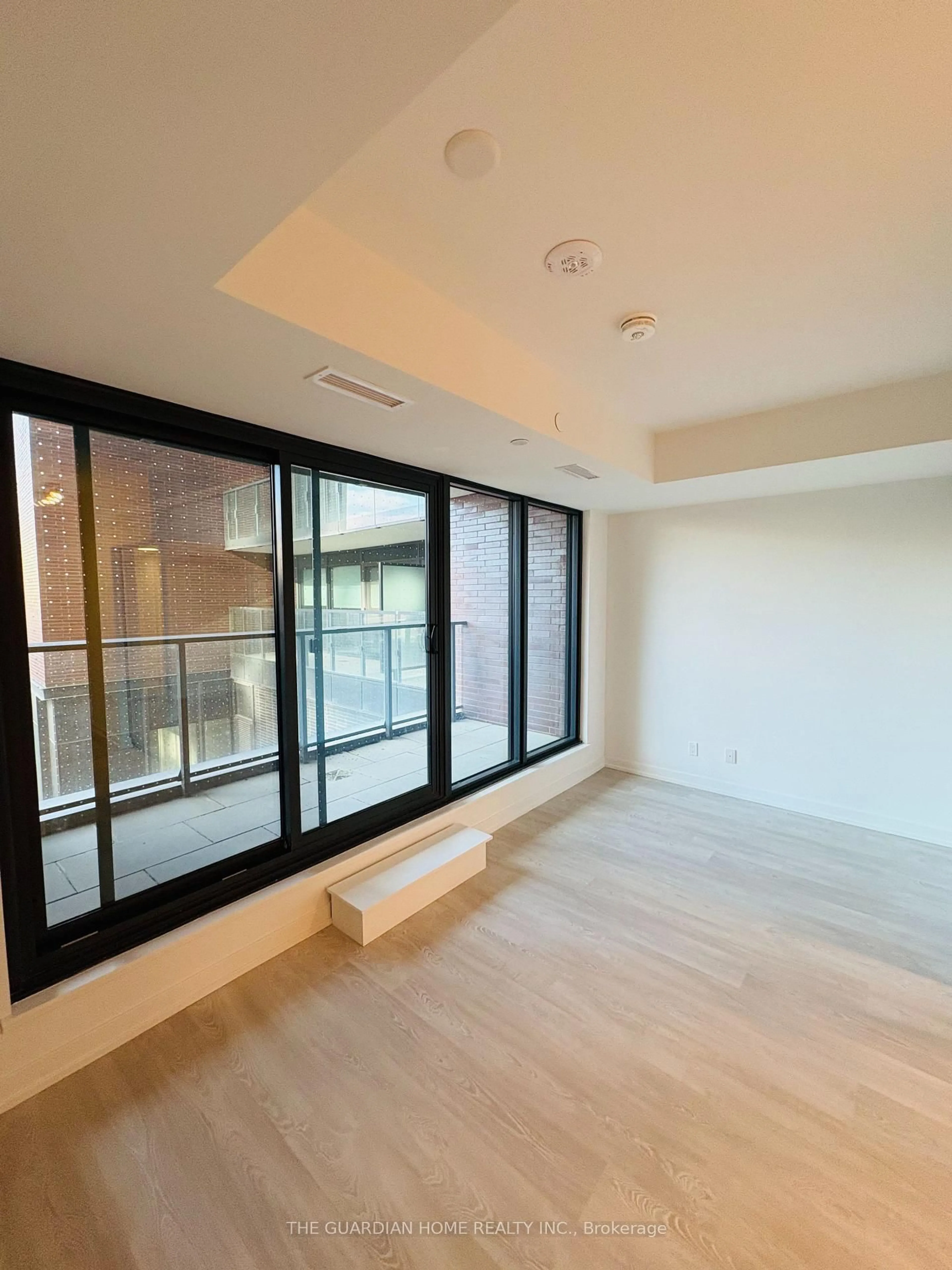 A pic of a room for 35 Parliament St #230, Toronto Ontario M5A 1G1