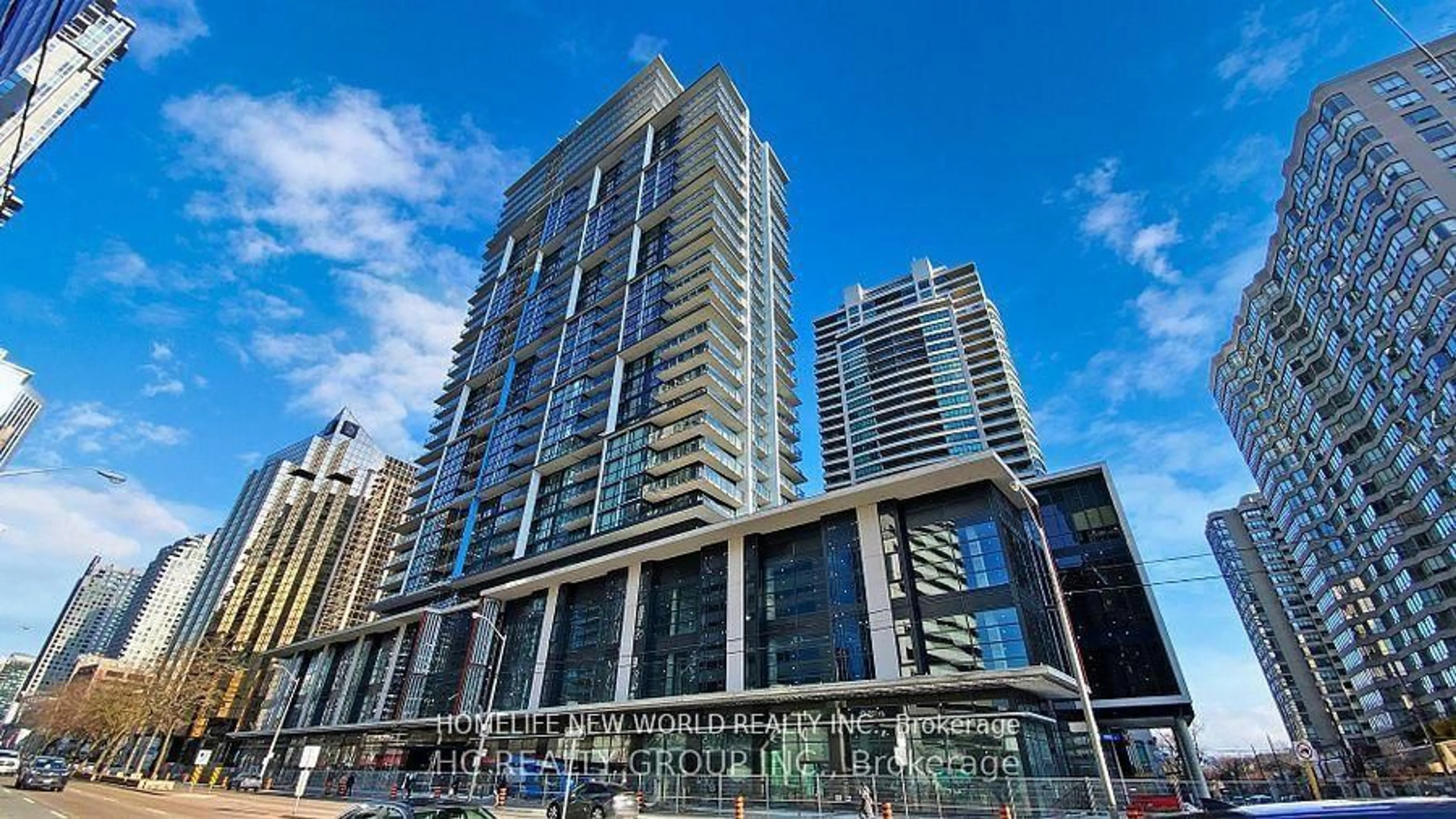Indoor foyer for 4955 Yonge St #1912, Toronto Ontario M2N 0L8