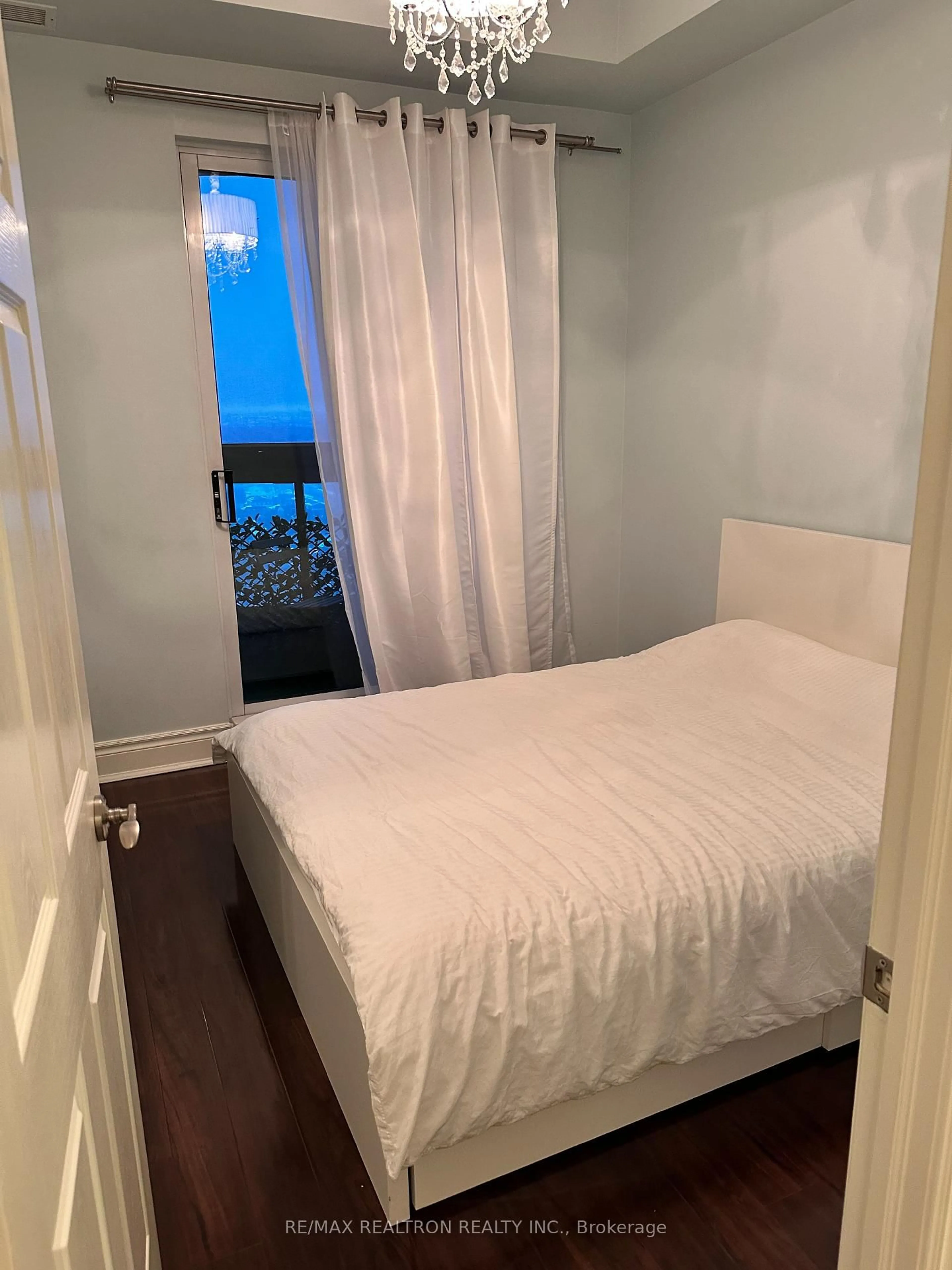 A pic of a room for 23 Lorraine Dr #Uph5, Toronto Ontario M2N 6Z5