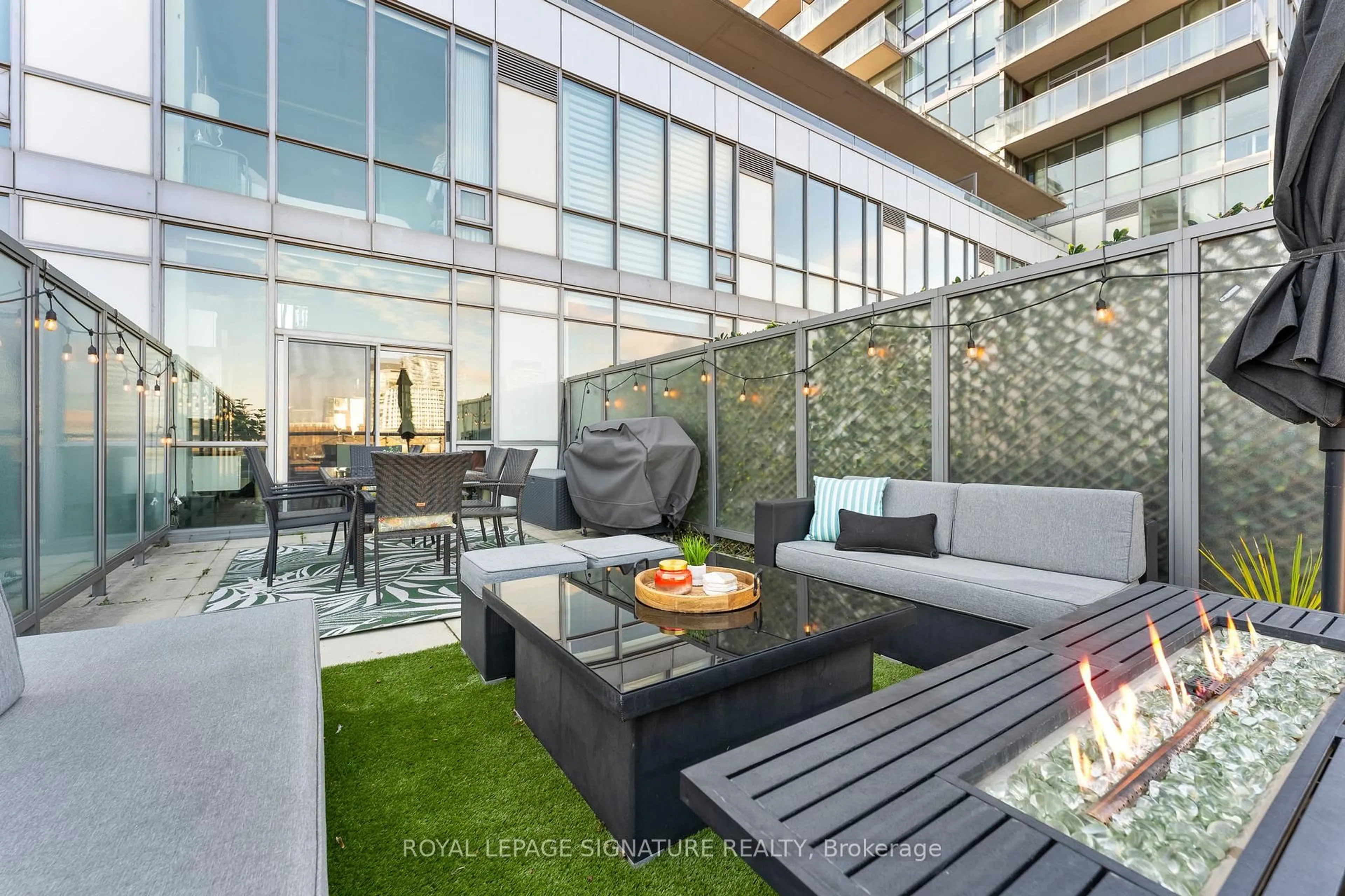 Patio, unknown for 33 Mill St #606, Toronto Ontario M5A 3R3