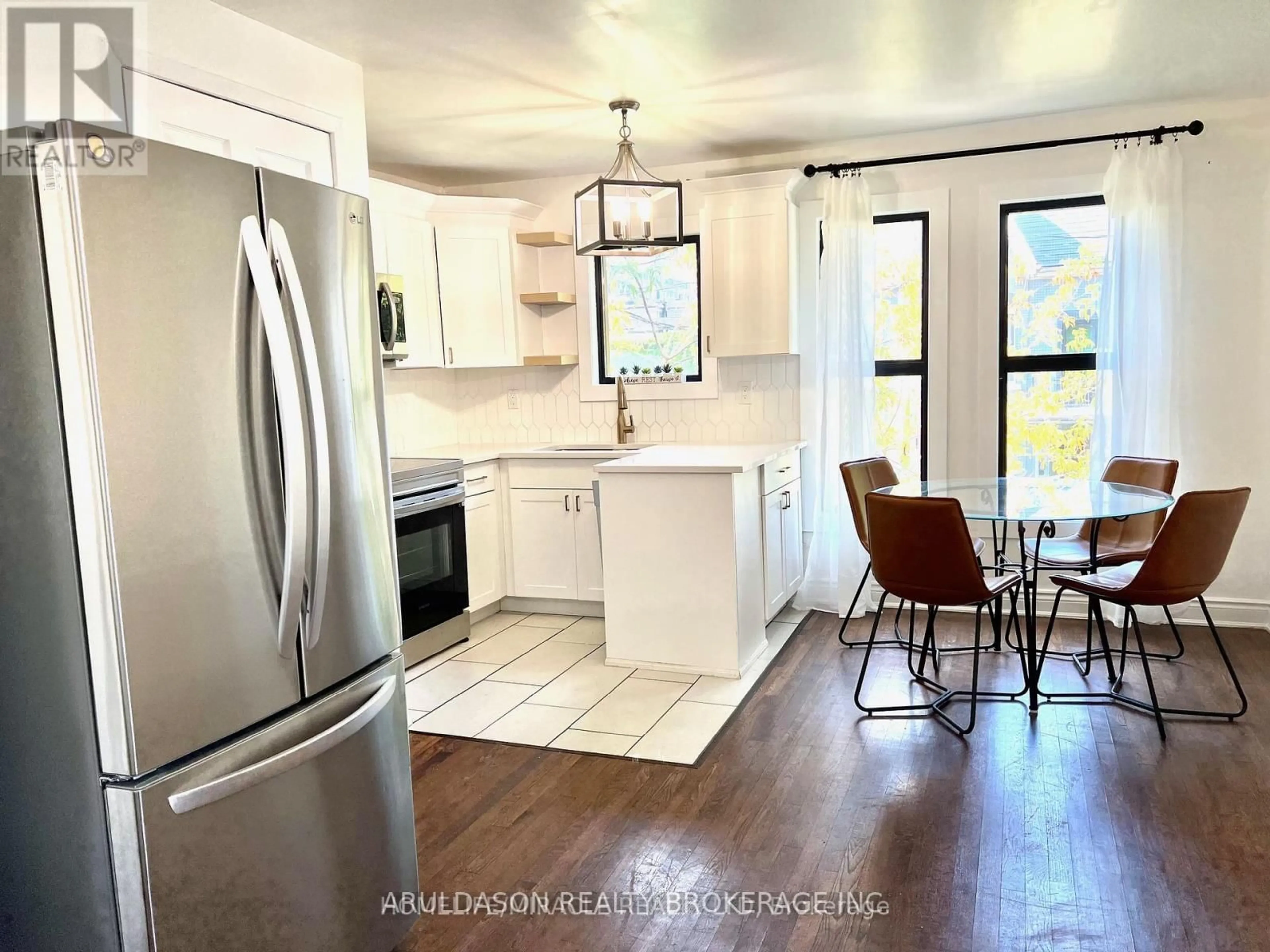 Open concept kitchen, unknown for 1 Givins St, Toronto Ontario M6J 2X5