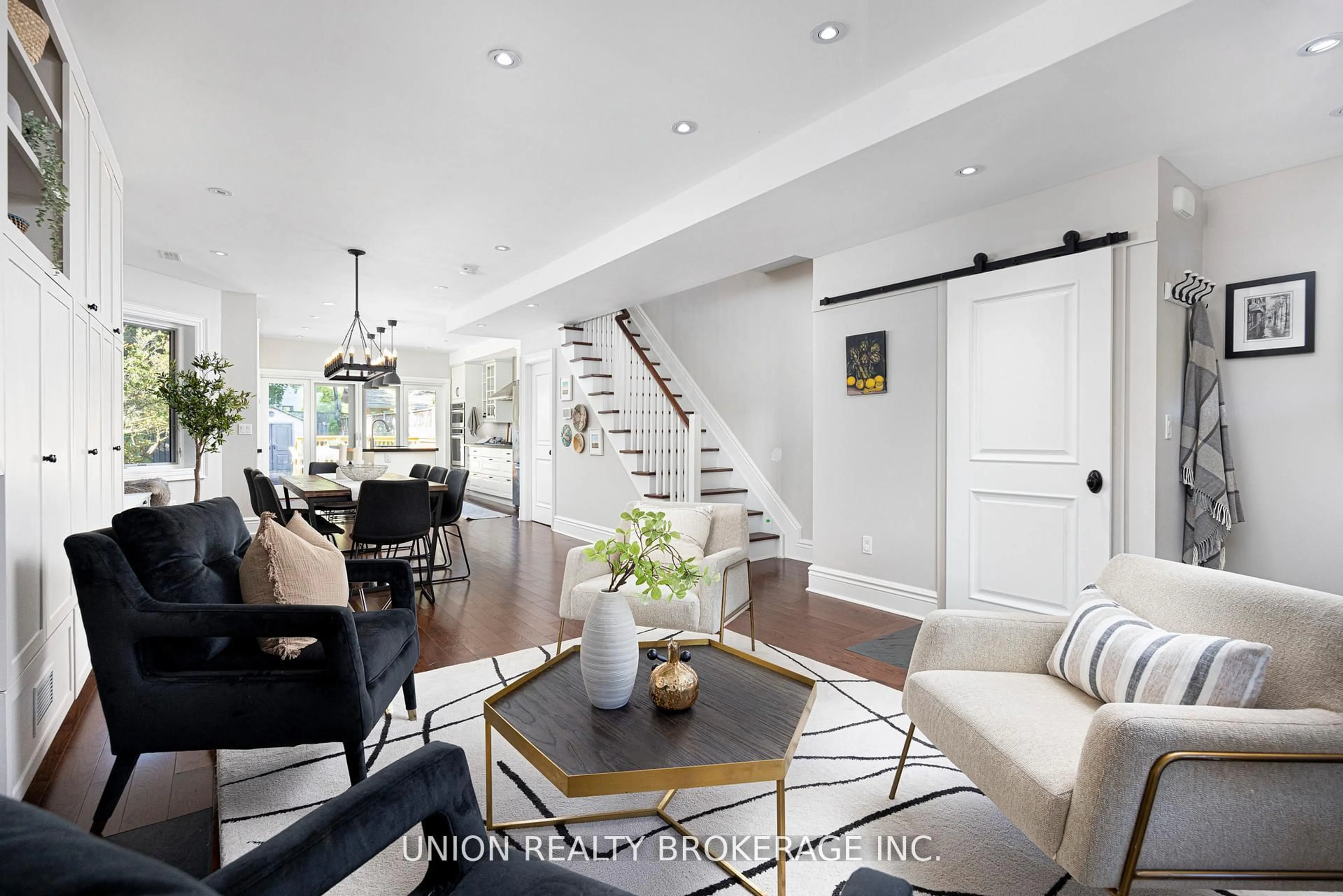 Unknown for 6 Jean St, Toronto Ontario M4W 3A7