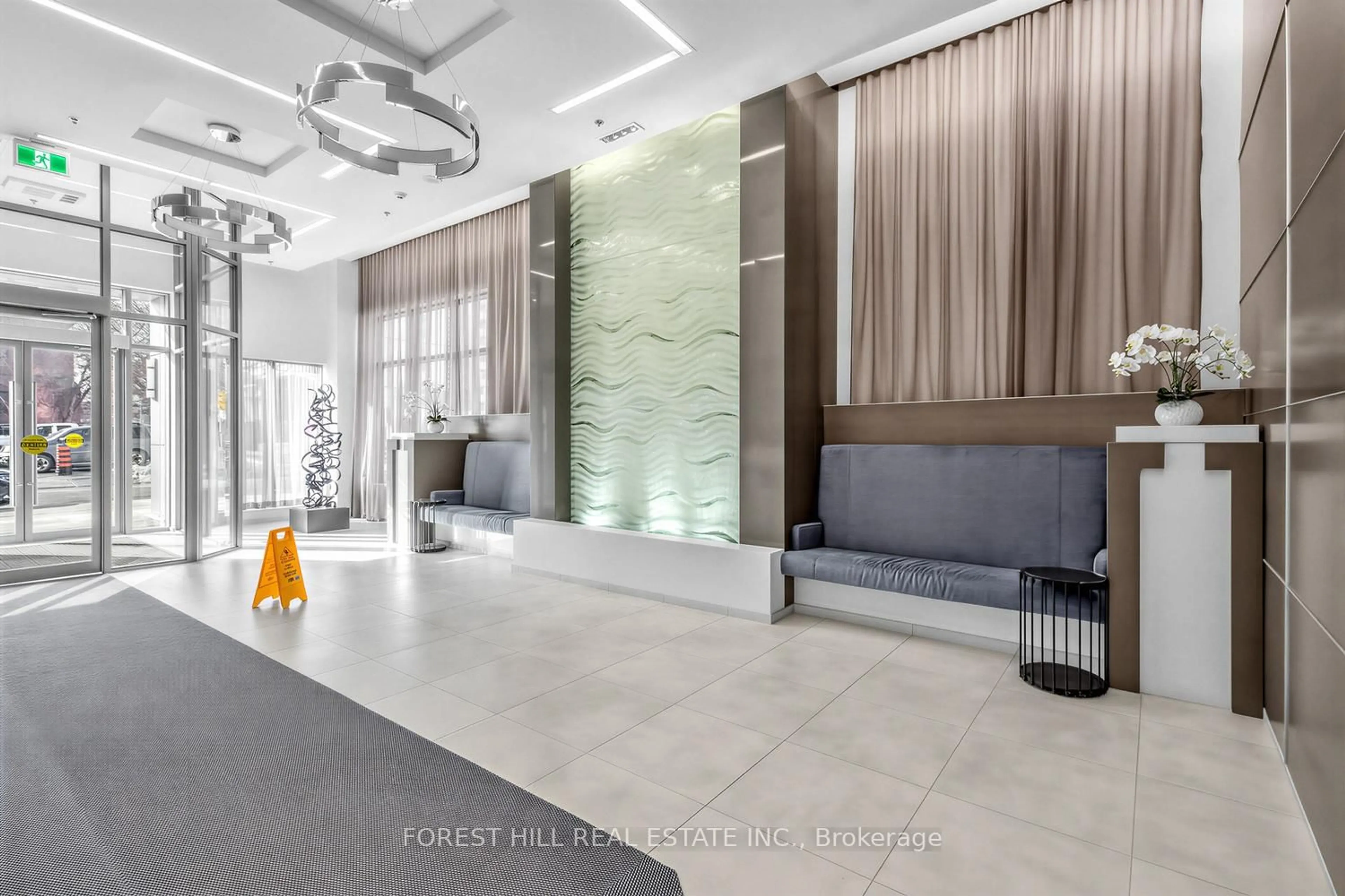 Lobby for 530 St. Clair Ave #701, Toronto Ontario M6C 0A2